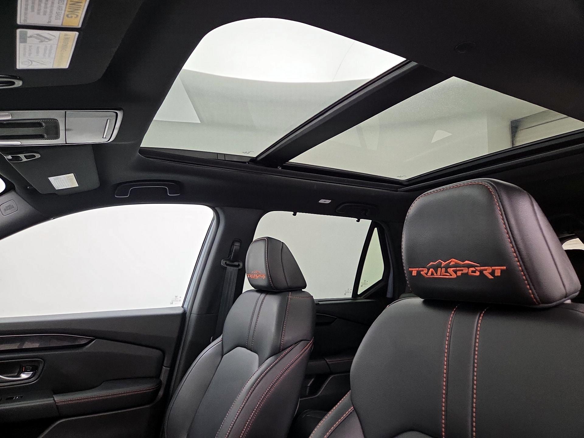 Thumbnail: 2025 Honda Pilot - 19