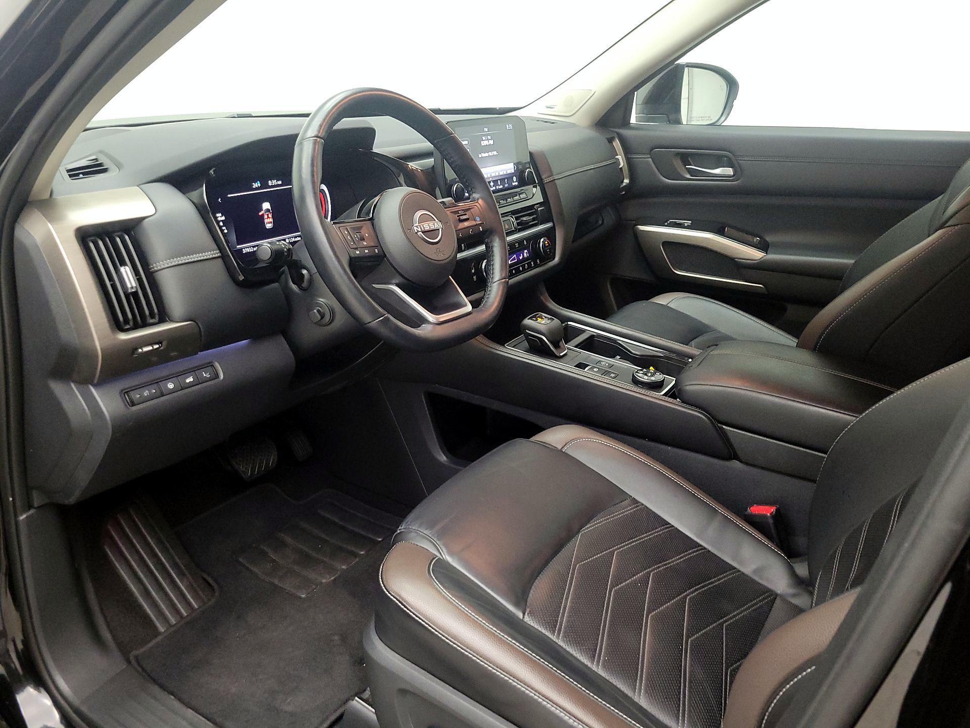 Thumbnail: 2023 Nissan Pathfinder - 11