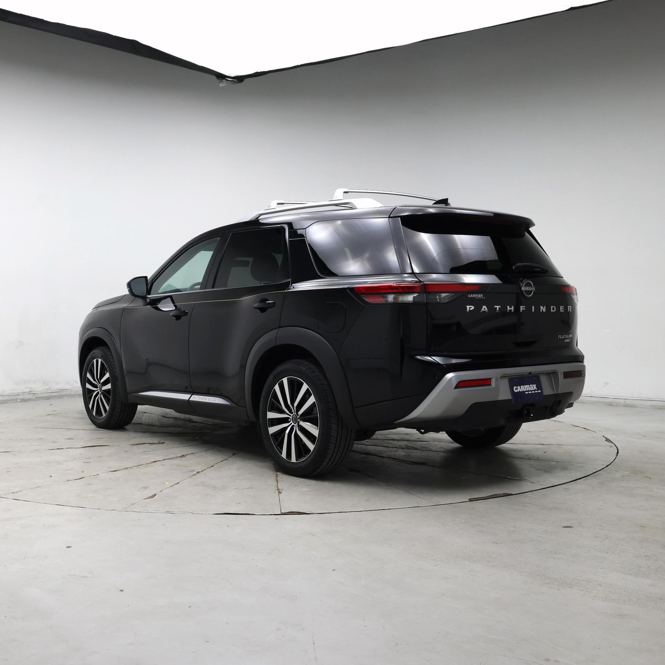 Thumbnail: 2023 Nissan Pathfinder - 2