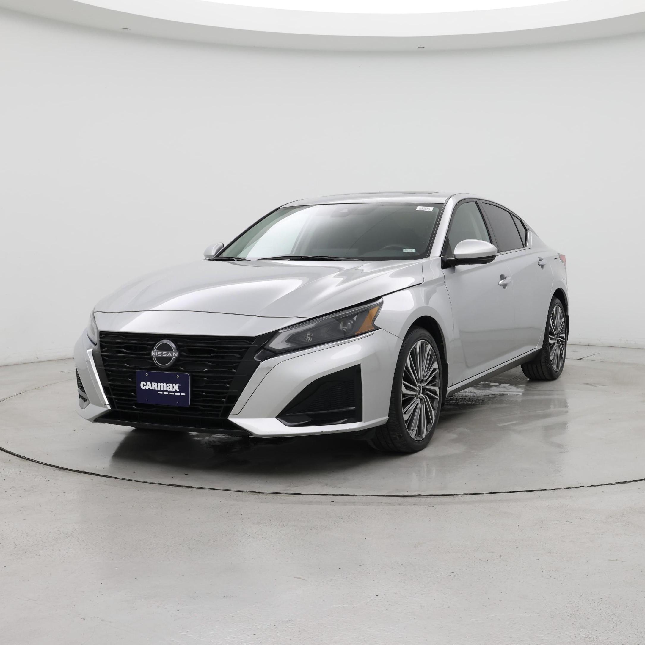 Thumbnail: 2023 Nissan Altima - 4