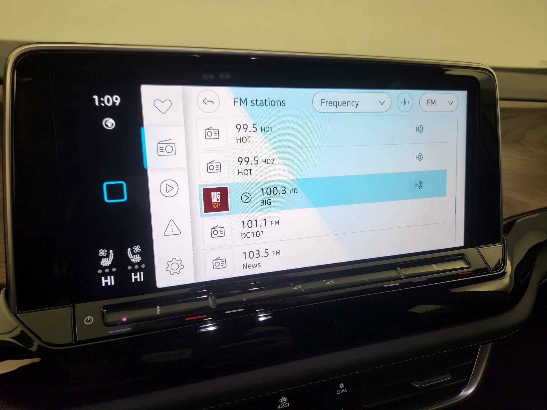 Thumbnail: 2024 Volkswagen Atlas - 15