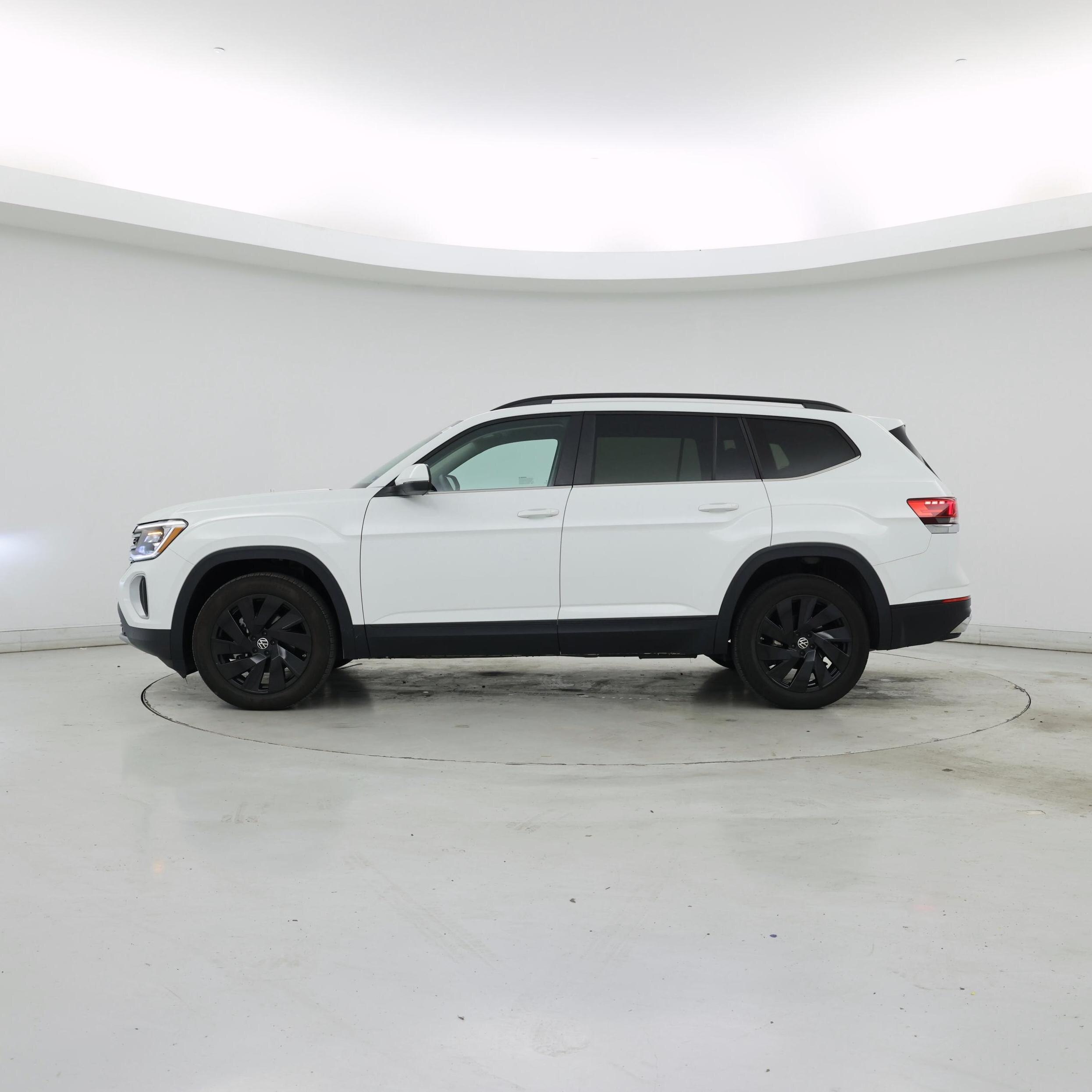 Thumbnail: 2024 Volkswagen Atlas - 3