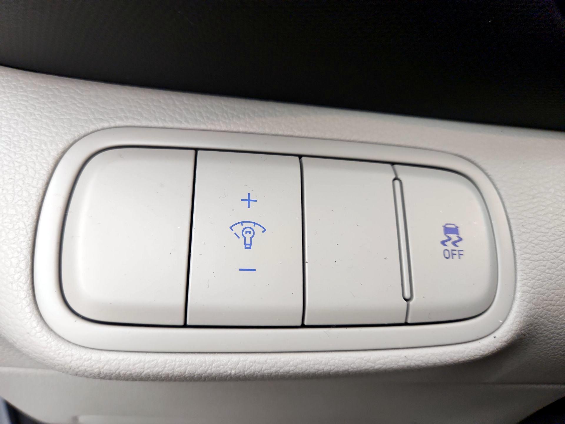 Thumbnail: 2024 Hyundai Venue - 13