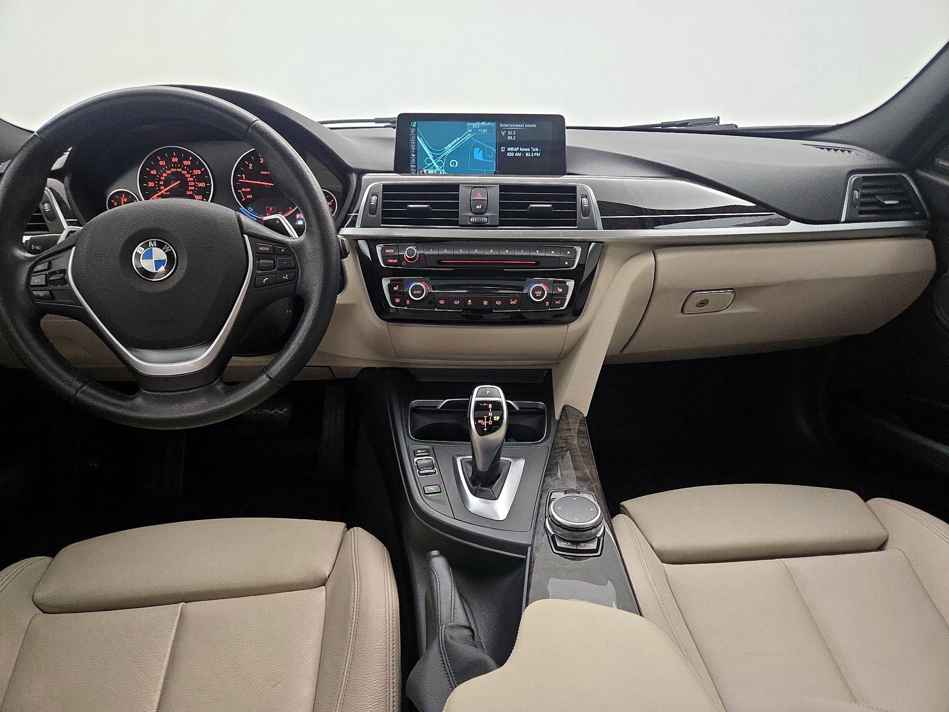 Thumbnail: 2016 BMW 3 Series - 9