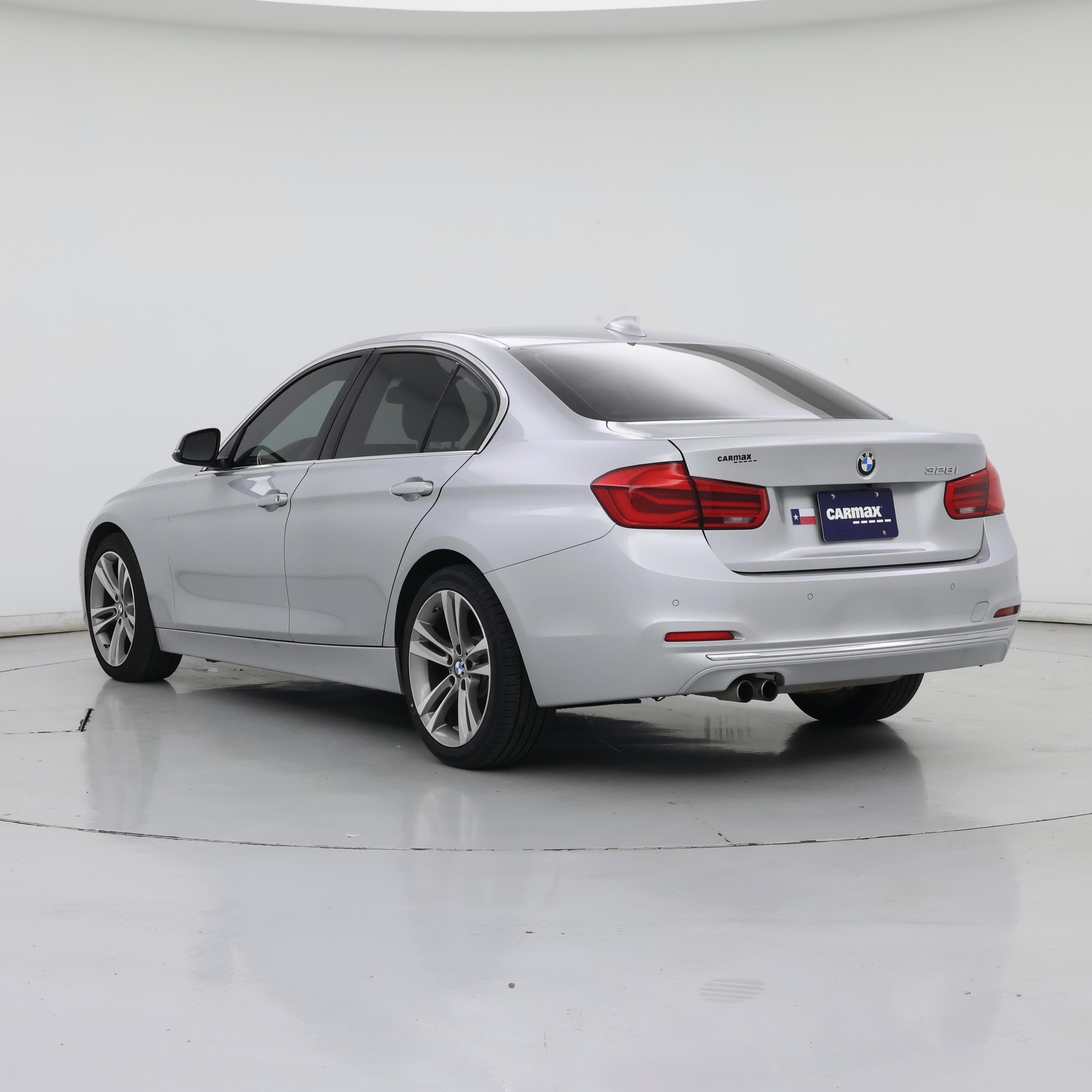 Thumbnail: 2016 BMW 3 Series - 2