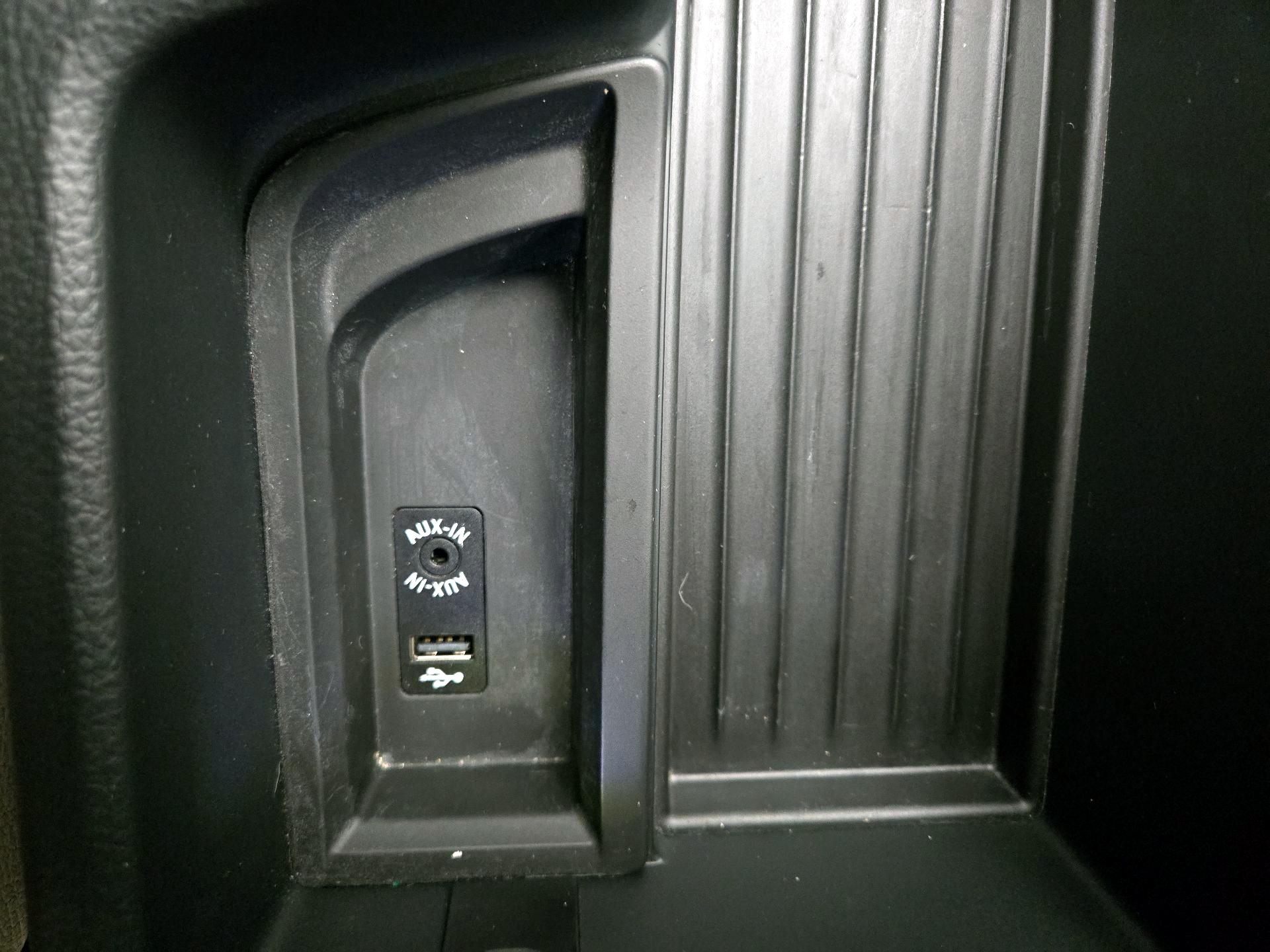 Thumbnail: 2016 BMW 3 Series - 19