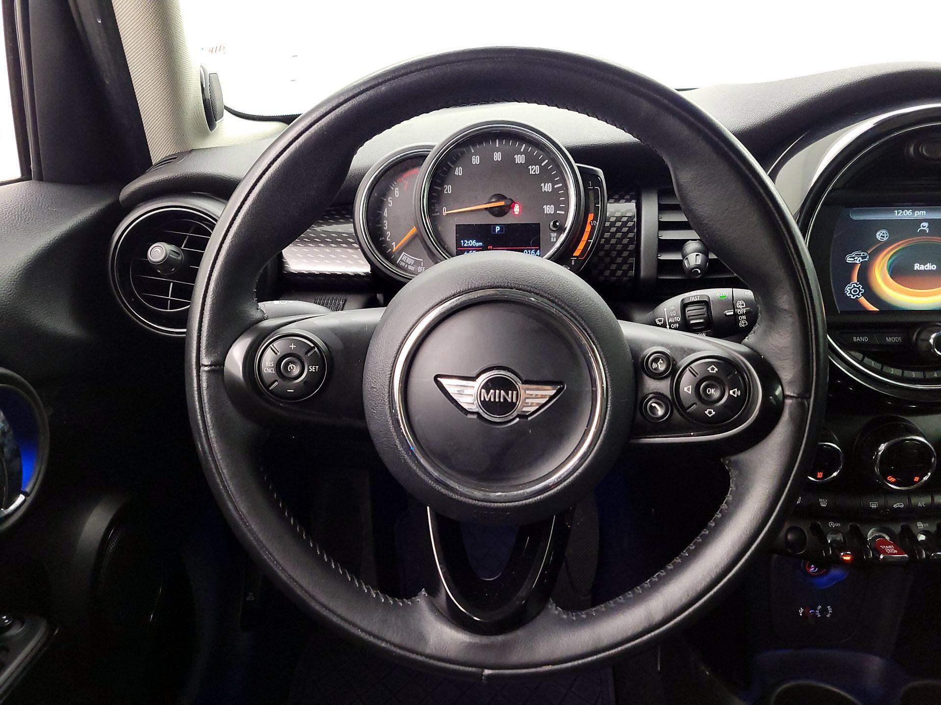 Thumbnail: 2018 MINI Cooper Hardtop - 10