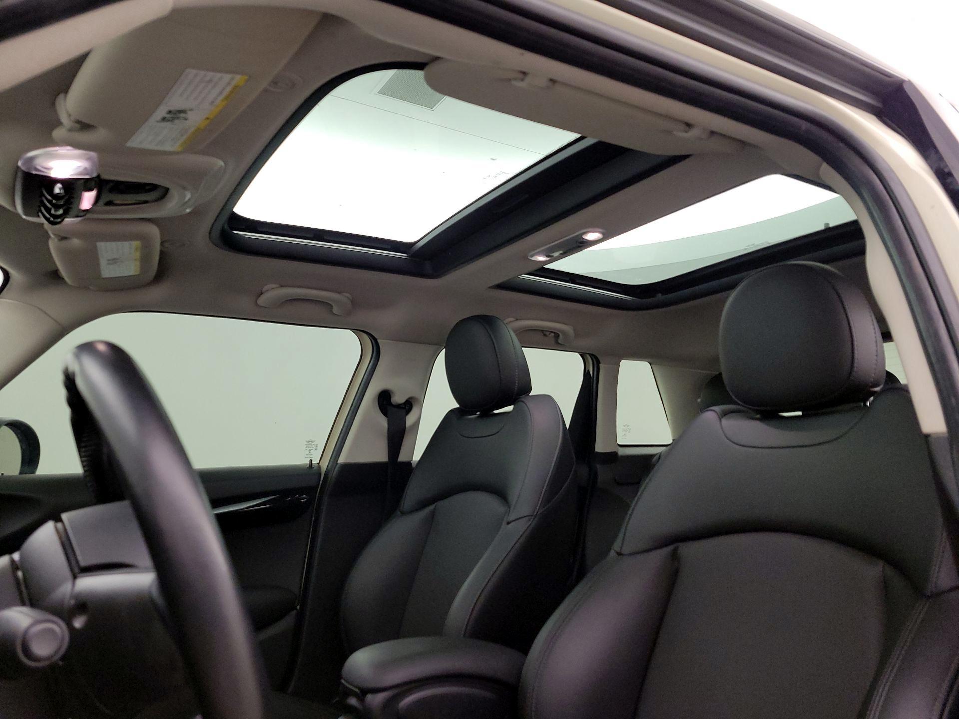 Thumbnail: 2018 MINI Cooper Hardtop - 19