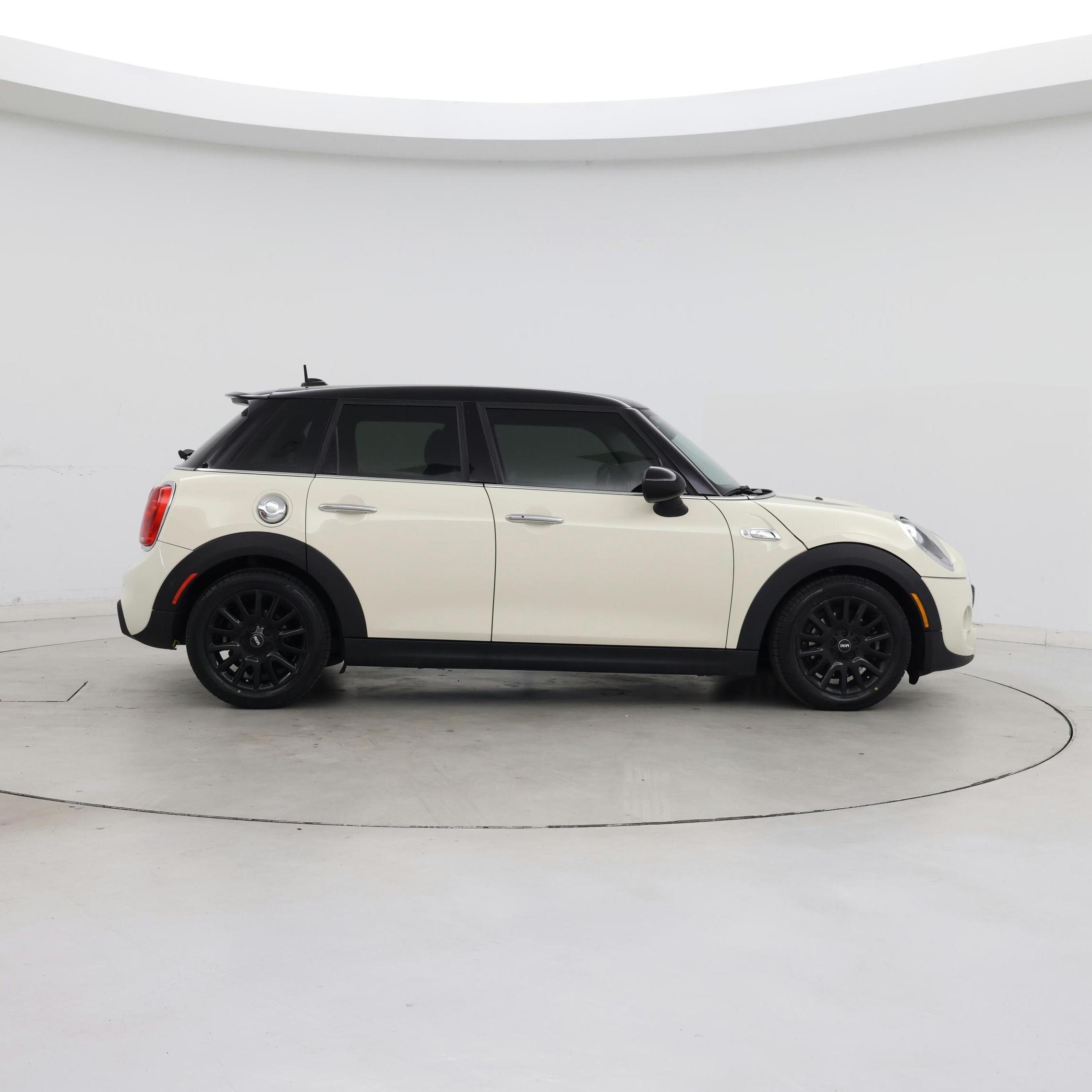 Thumbnail: 2018 MINI Cooper Hardtop - 7