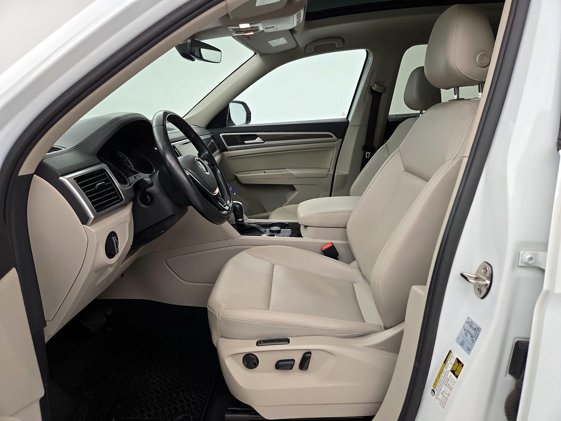 Thumbnail: 2018 Volkswagen Atlas - 11