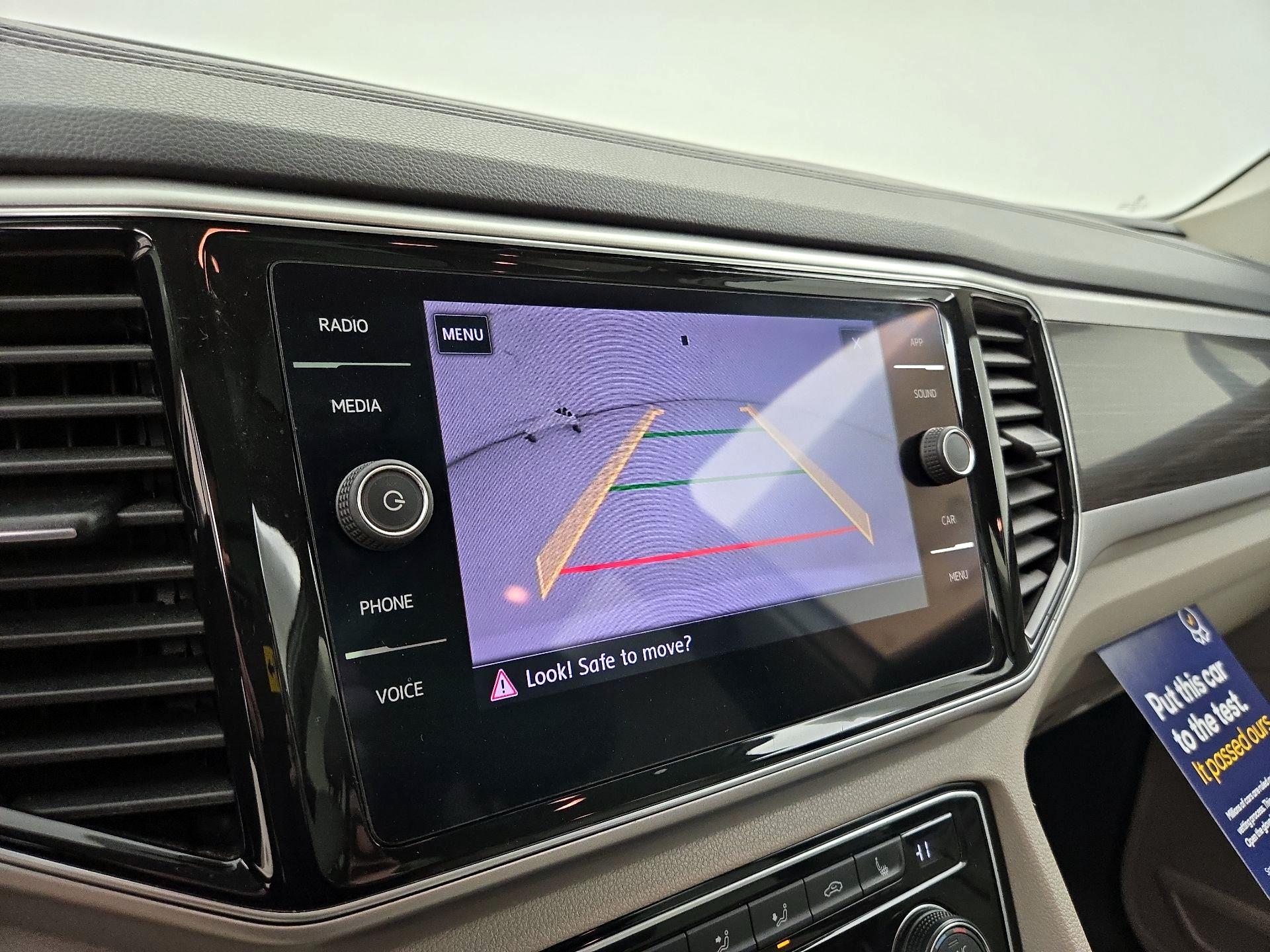 Thumbnail: 2018 Volkswagen Atlas - 14