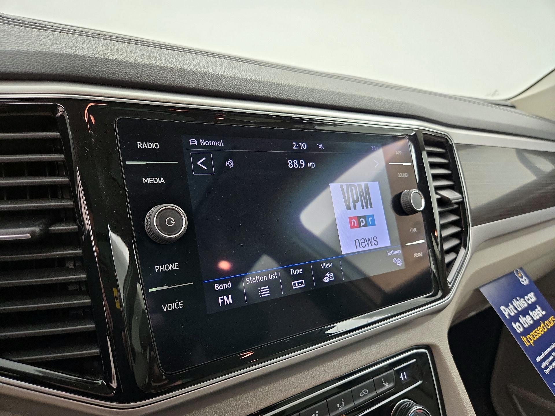 Thumbnail: 2018 Volkswagen Atlas - 15