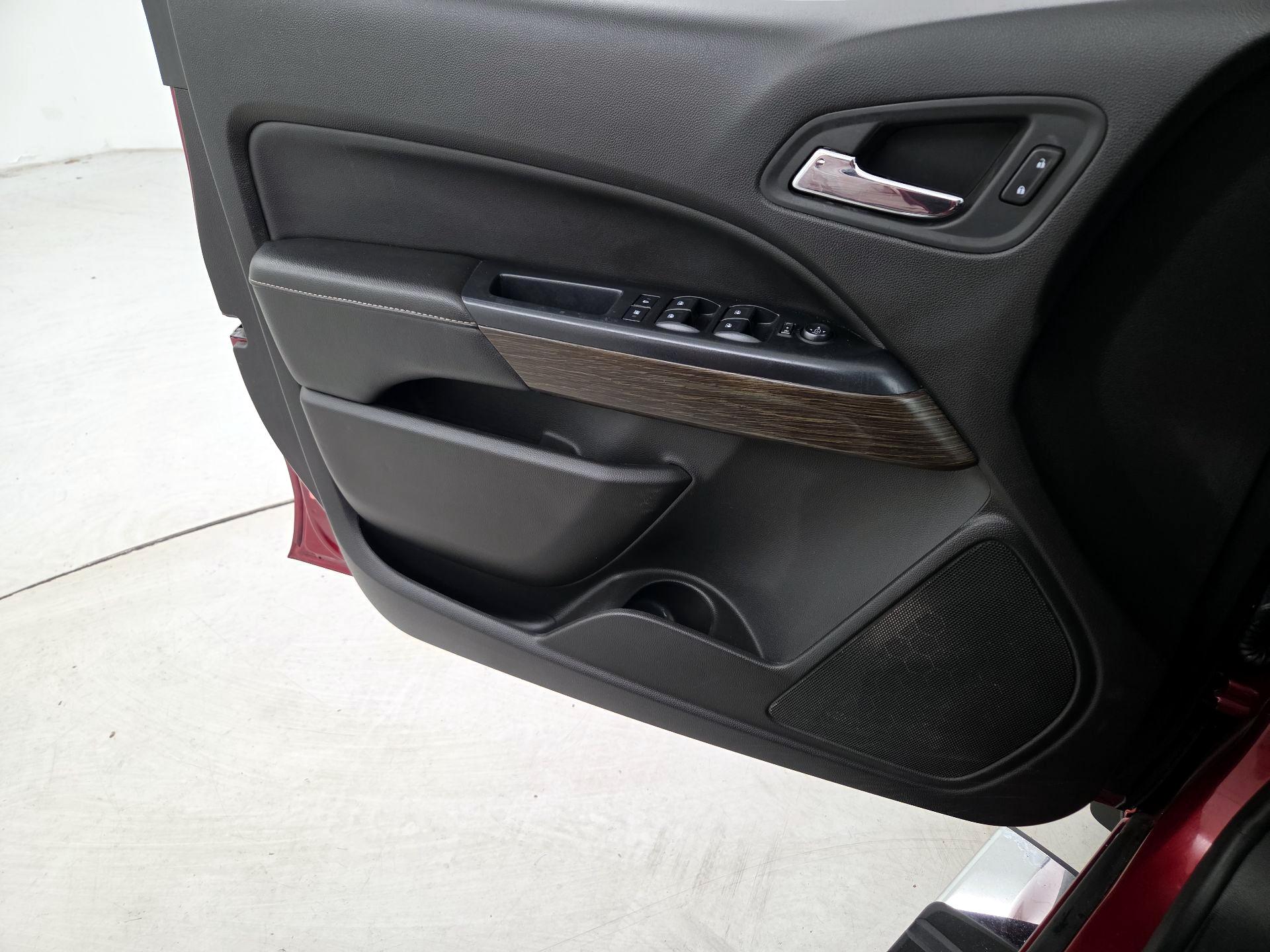 Thumbnail: 2017 GMC Canyon - 12