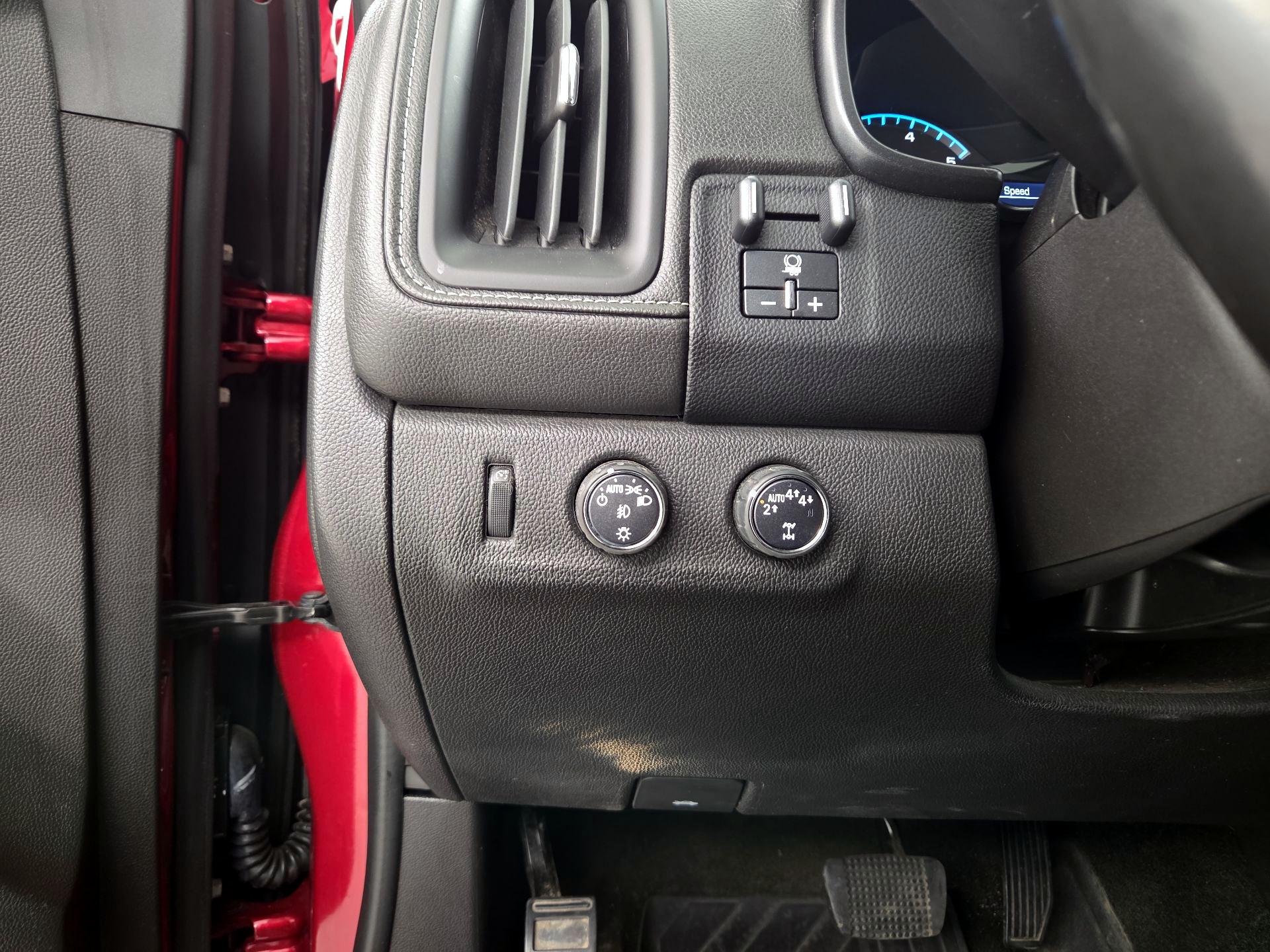 Thumbnail: 2017 GMC Canyon - 13