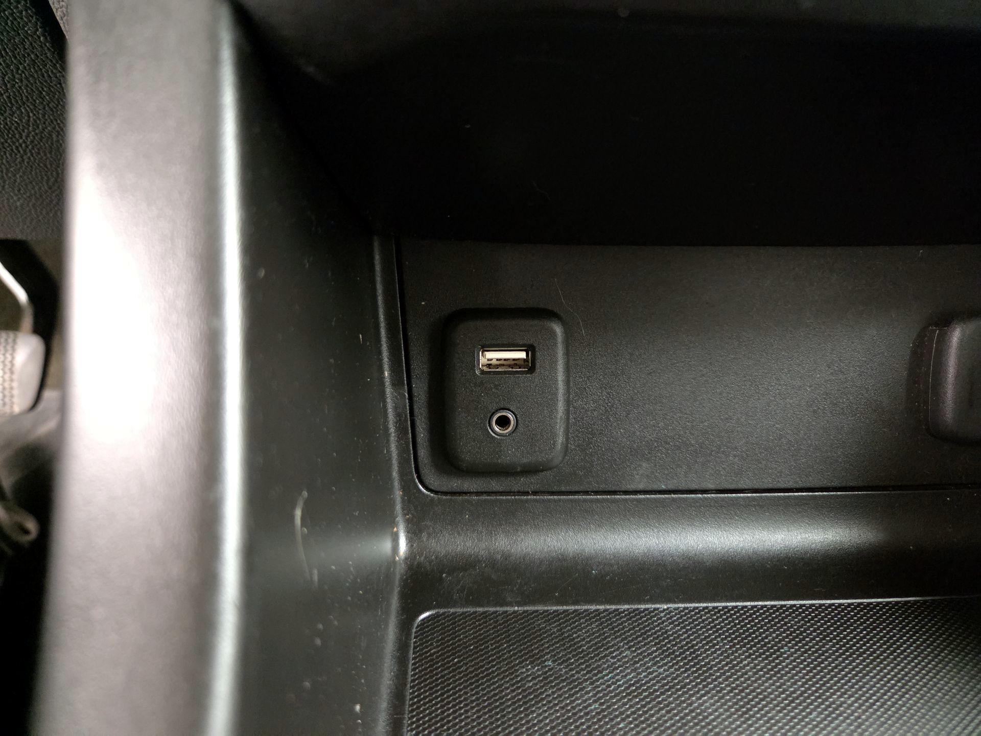 Thumbnail: 2017 GMC Canyon - 19