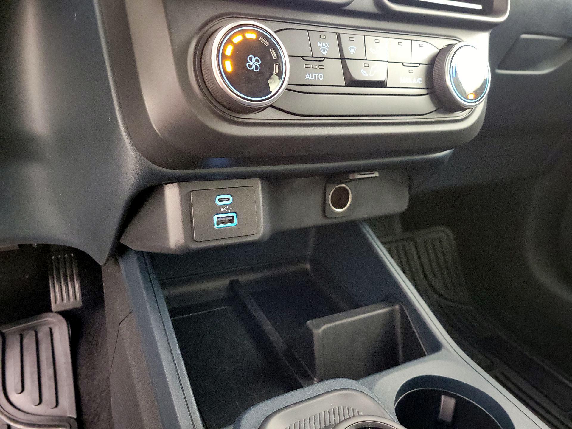 Thumbnail: 2022 Ford Maverick - 18