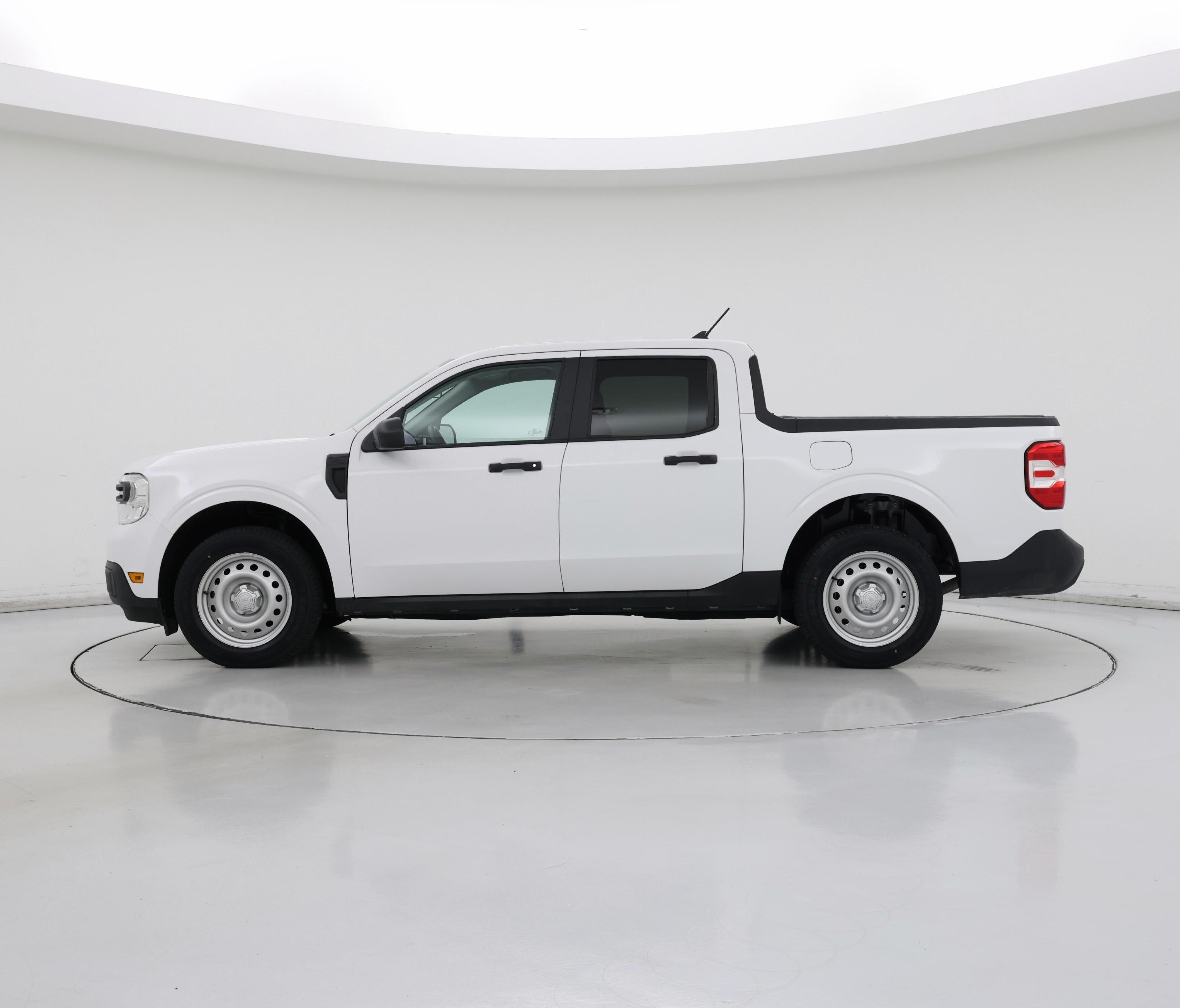 Thumbnail: 2022 Ford Maverick - 3