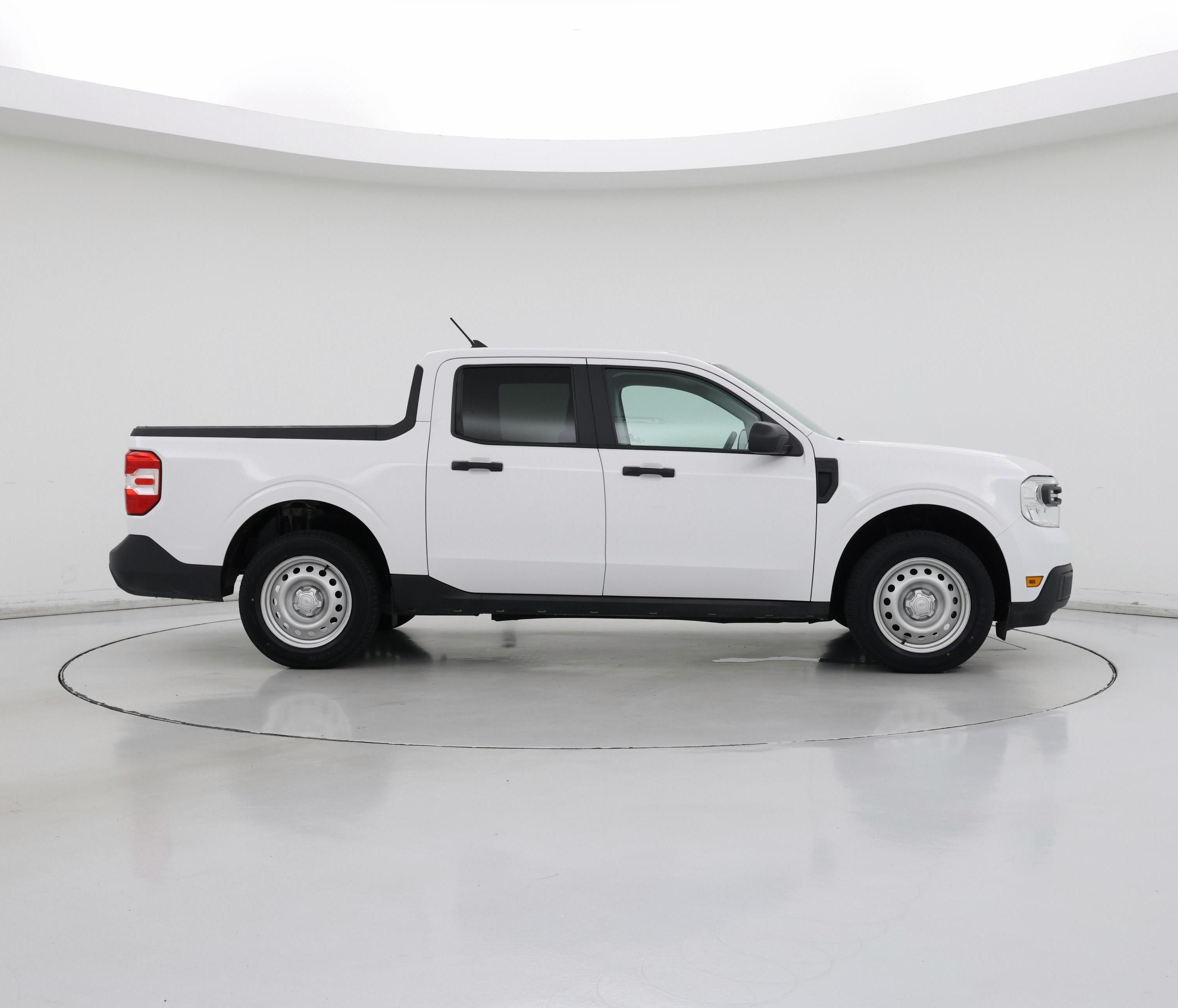 Thumbnail: 2022 Ford Maverick - 7