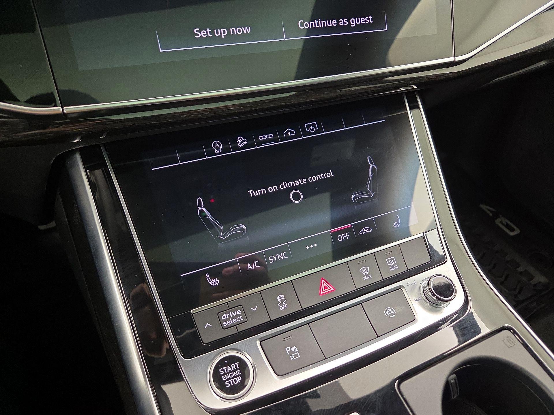 Thumbnail: 2023 Audi Q7 - 17