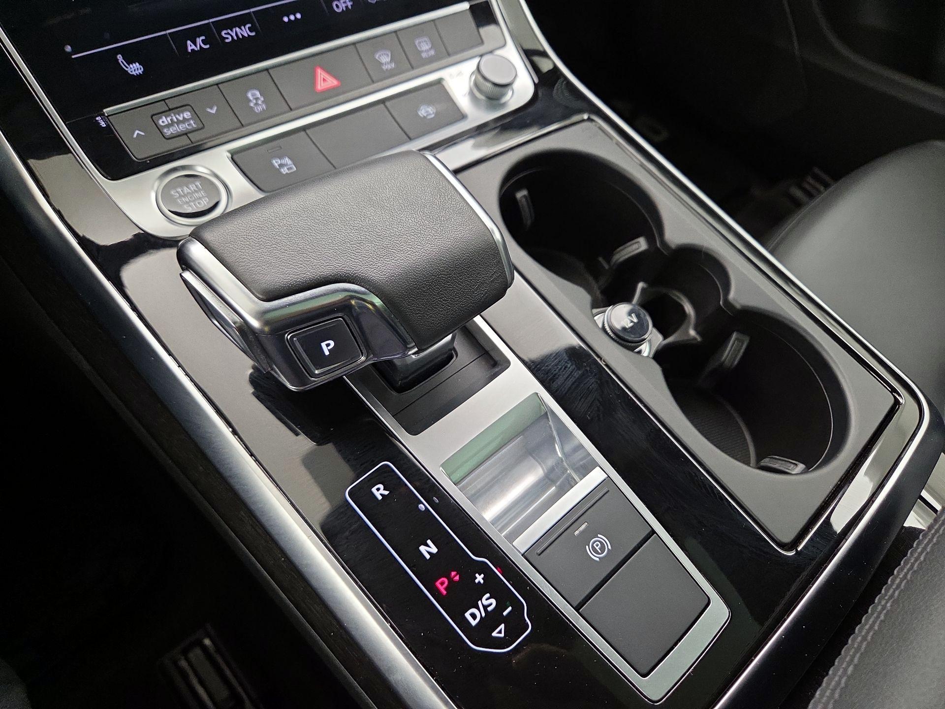 Thumbnail: 2023 Audi Q7 - 18