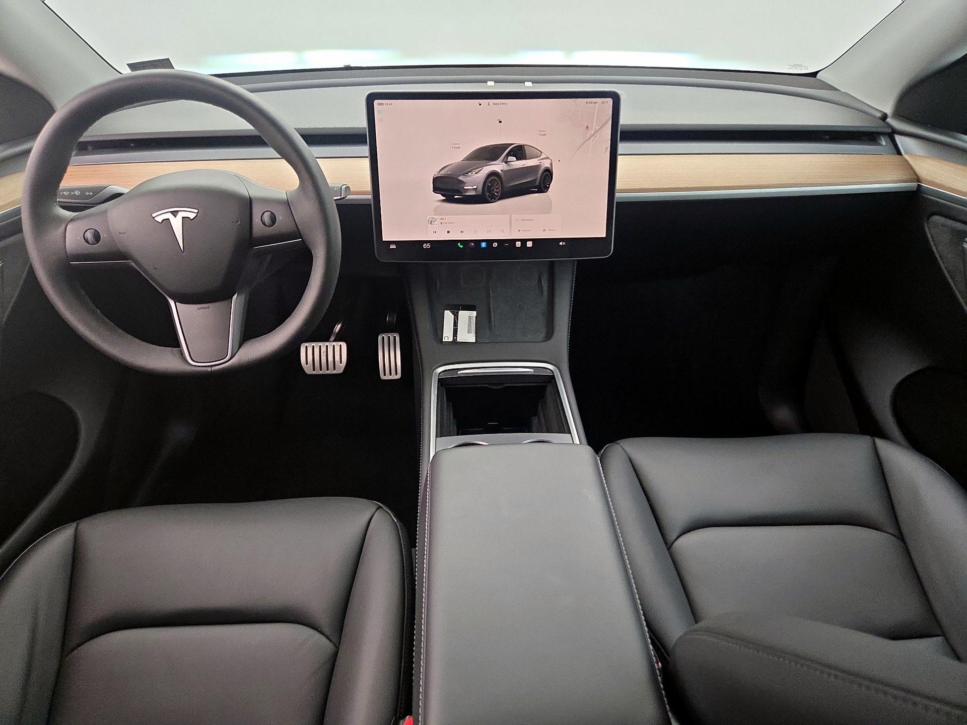 Thumbnail: 2024 Tesla Model Y - 9