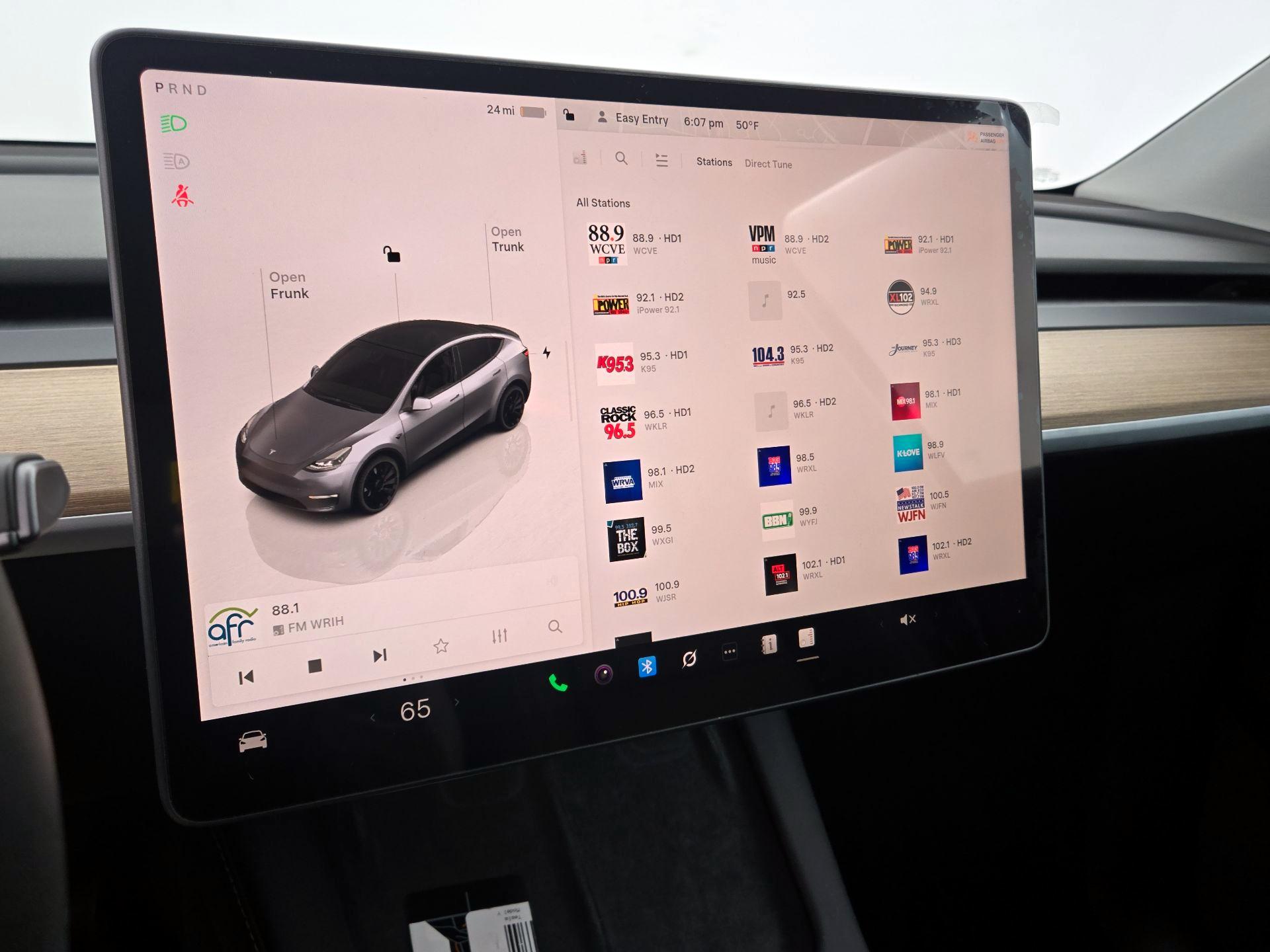 Thumbnail: 2024 Tesla Model Y - 15