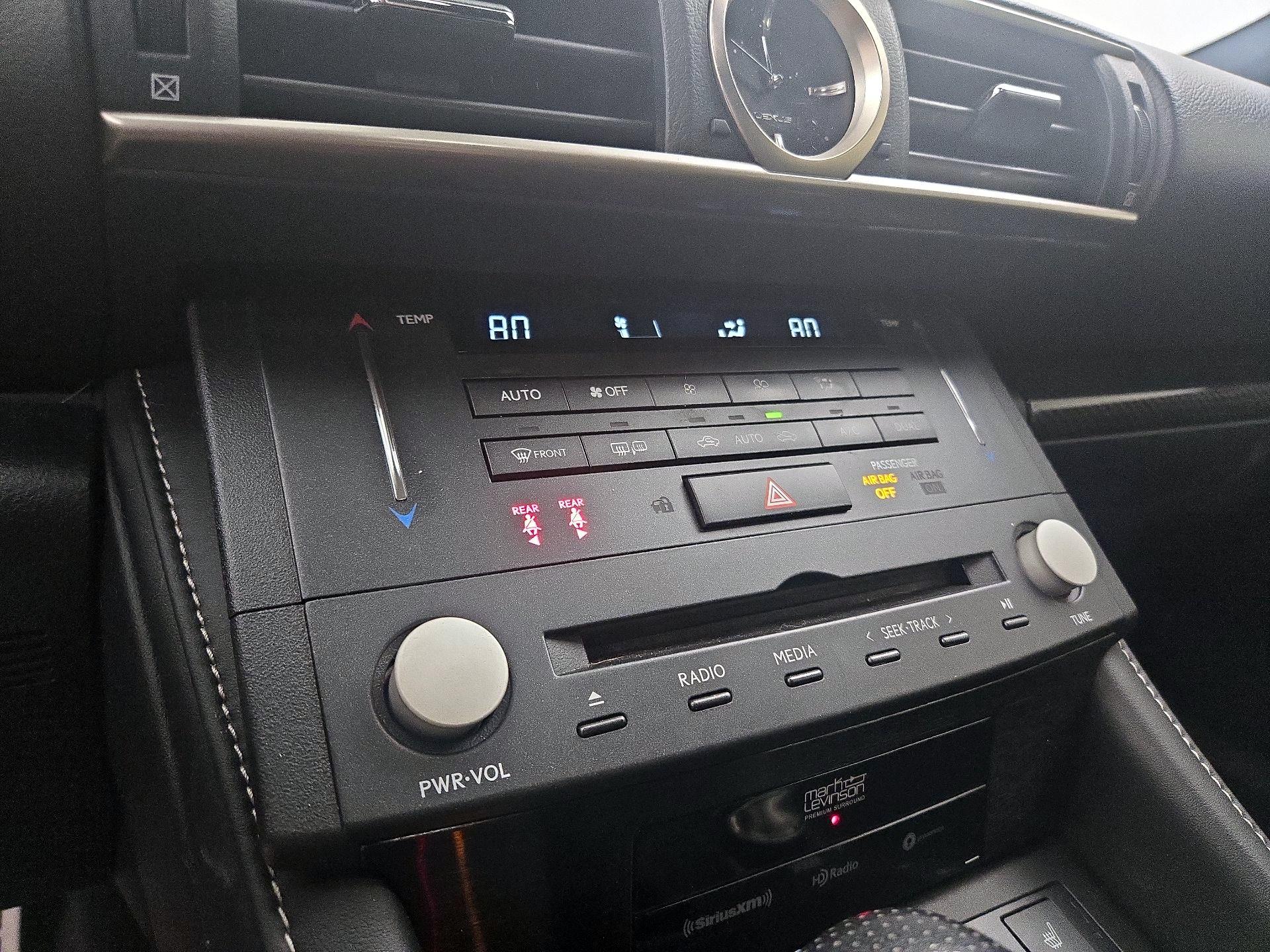 Thumbnail: 2019 Lexus RC - 16