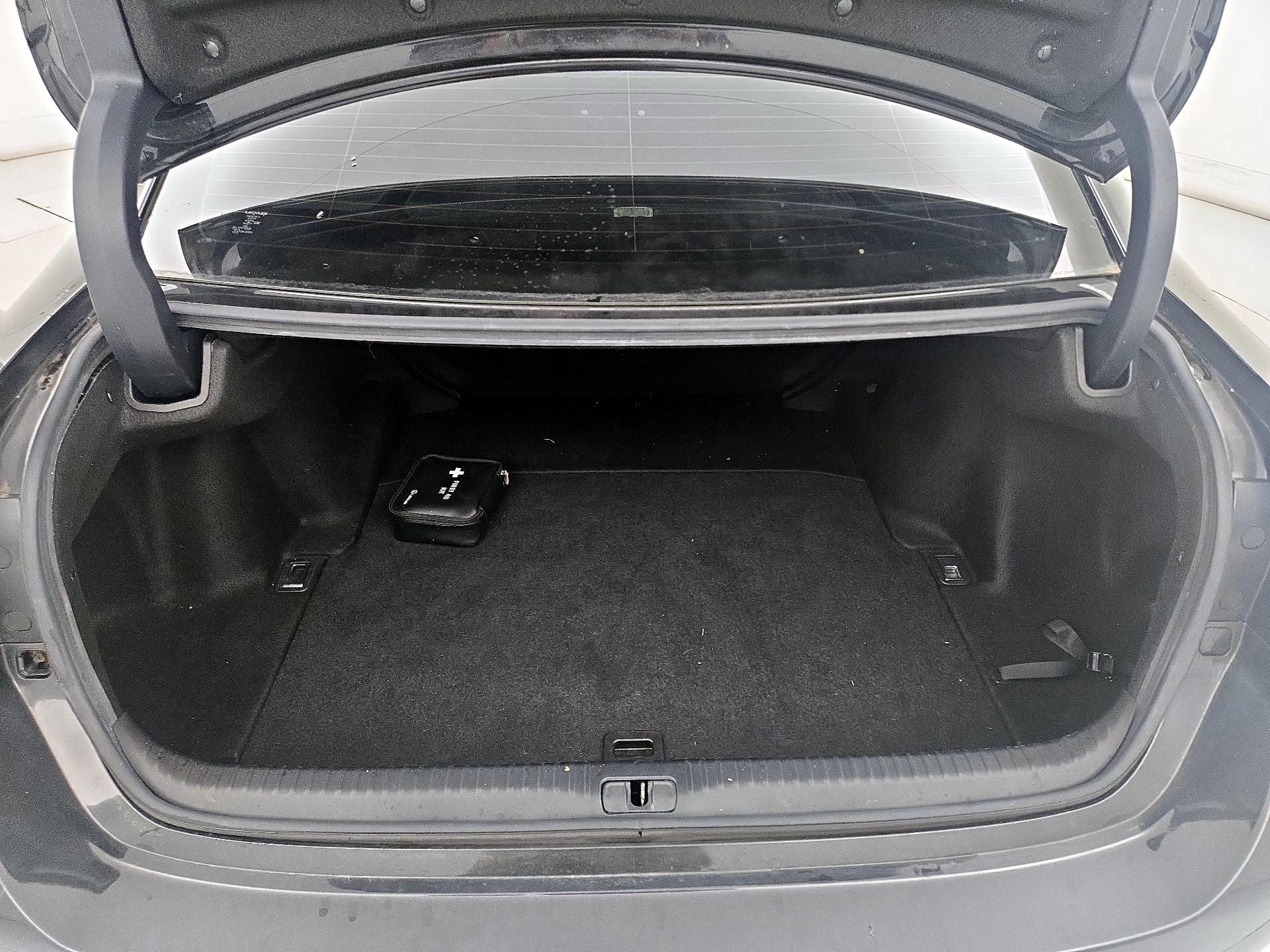 Thumbnail: 2019 Lexus RC - 20