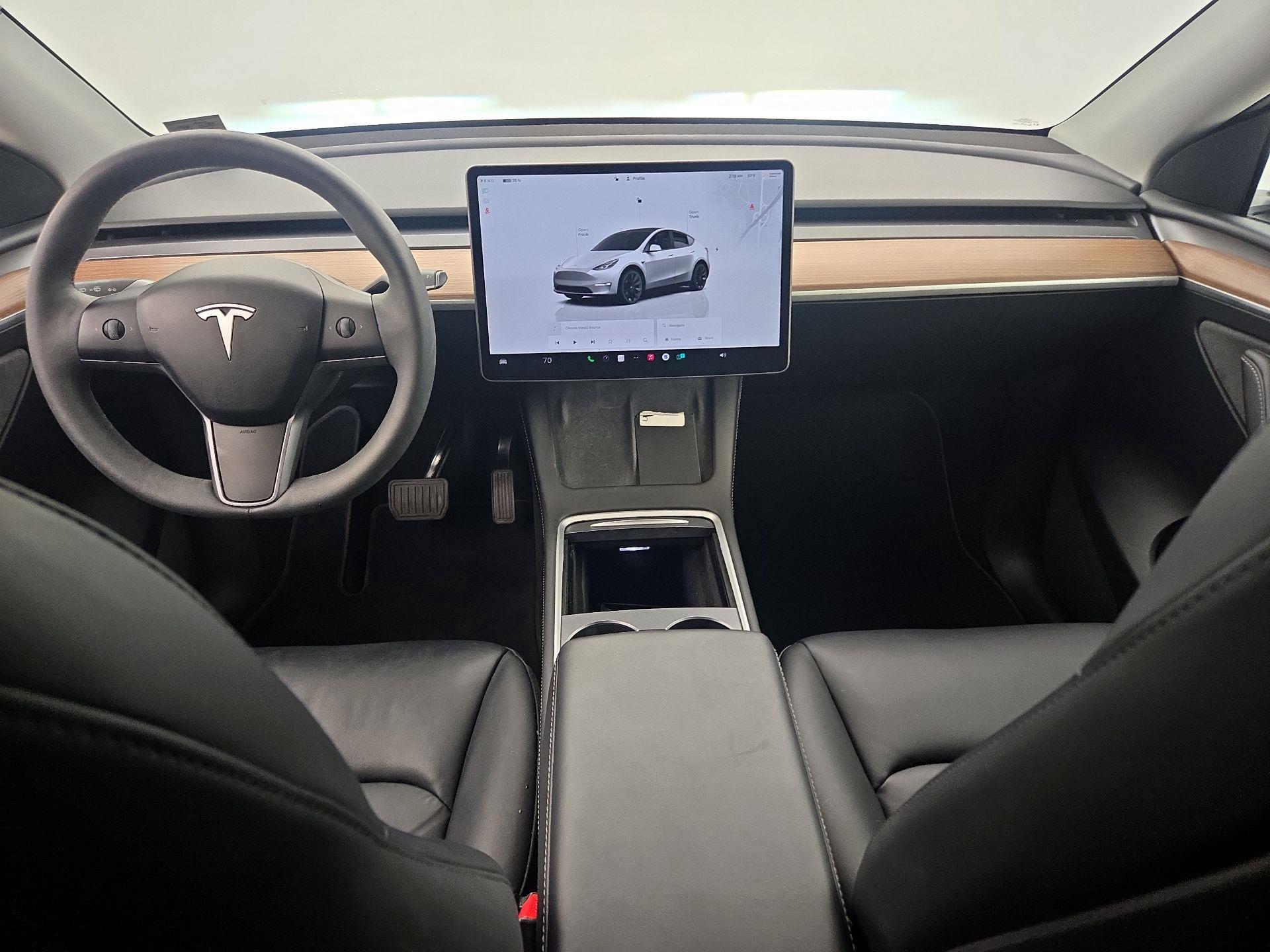 Thumbnail: 2024 Tesla Model Y - 9