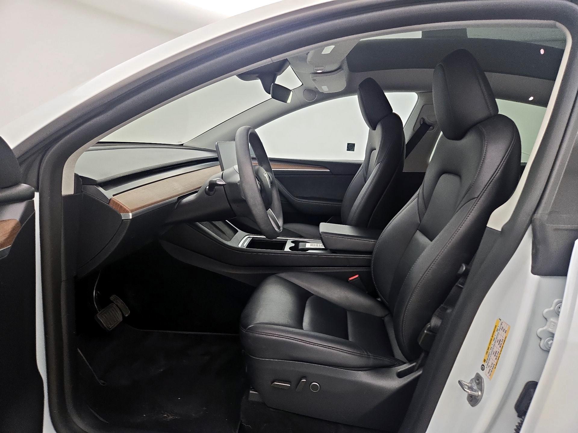 Thumbnail: 2024 Tesla Model Y - 11