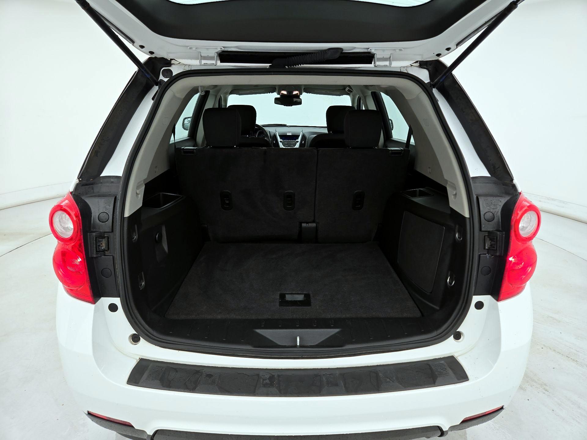 Thumbnail: 2014 Chevrolet Equinox - 19