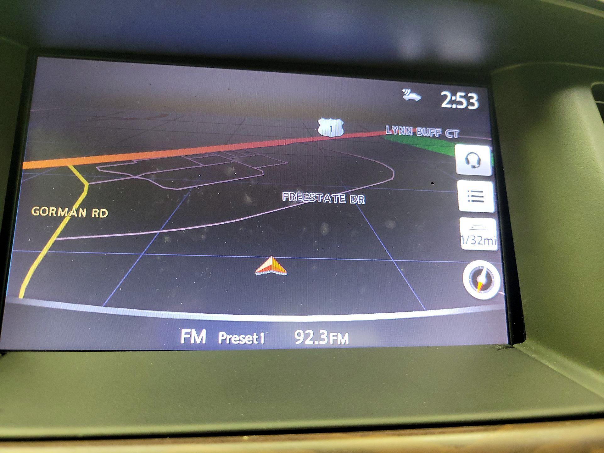 Thumbnail: 2018 Nissan Pathfinder - 12