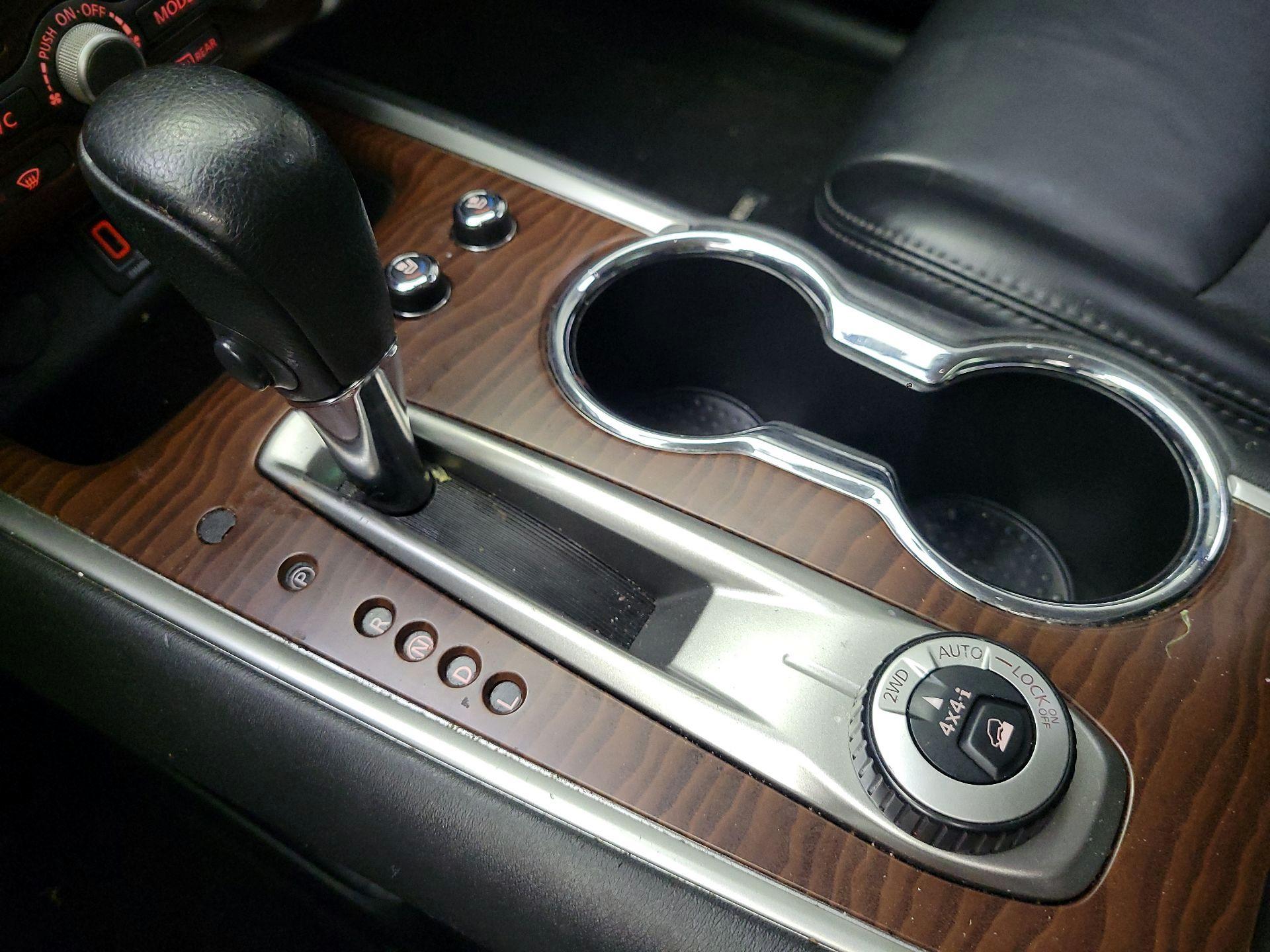 Thumbnail: 2018 Nissan Pathfinder - 16