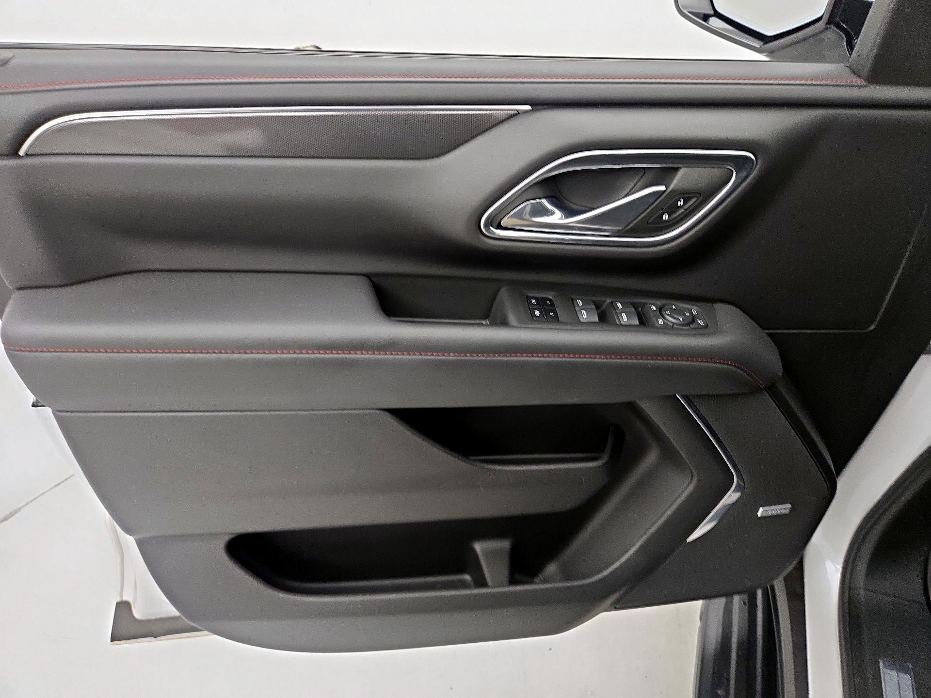 Thumbnail: 2023 Chevrolet Tahoe - 12