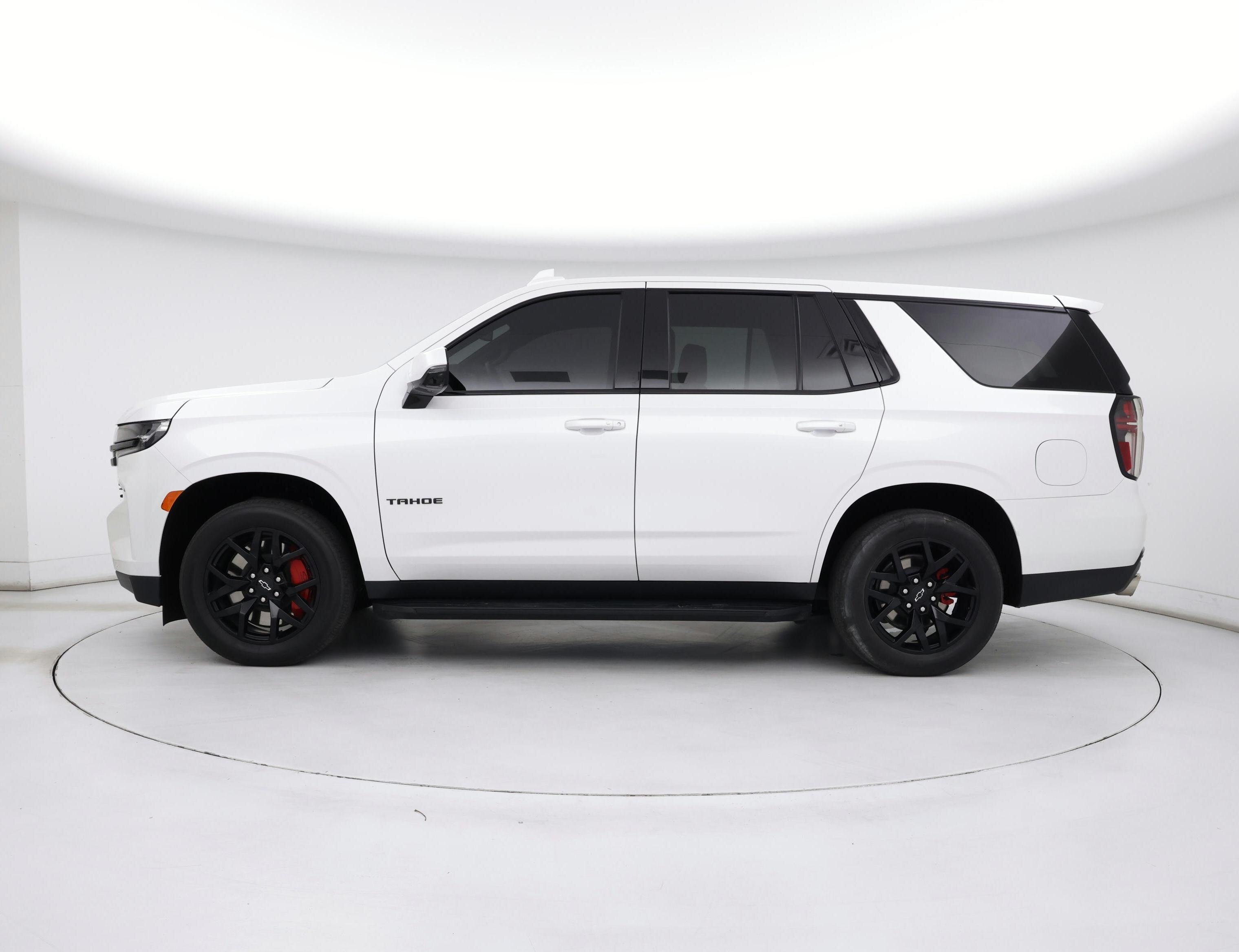 Thumbnail: 2023 Chevrolet Tahoe - 3