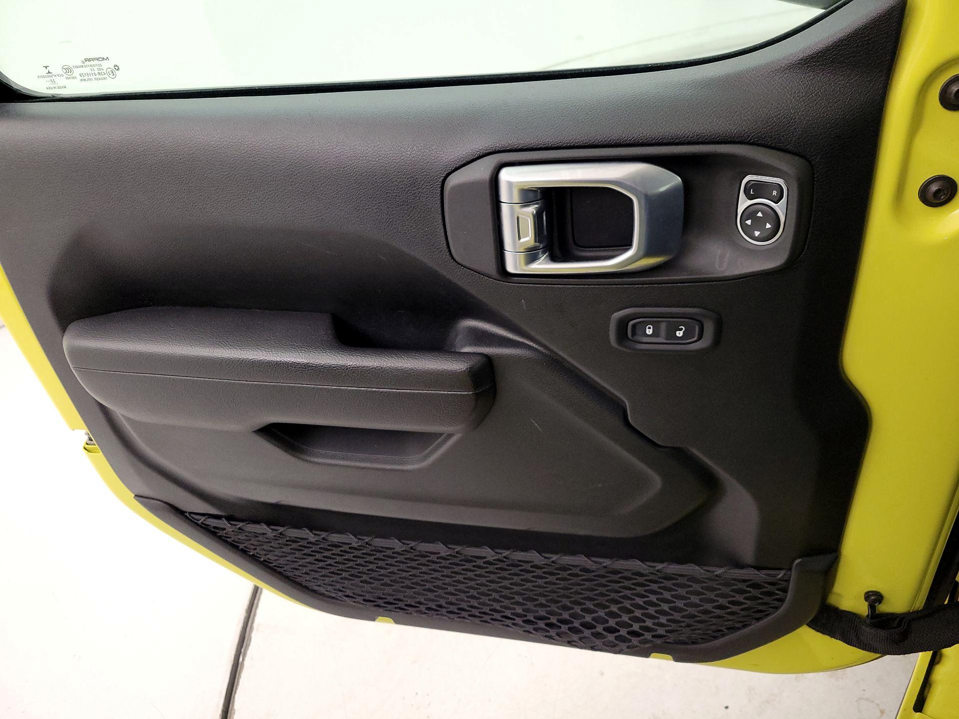 Thumbnail: 2023 Jeep Wrangler - 10