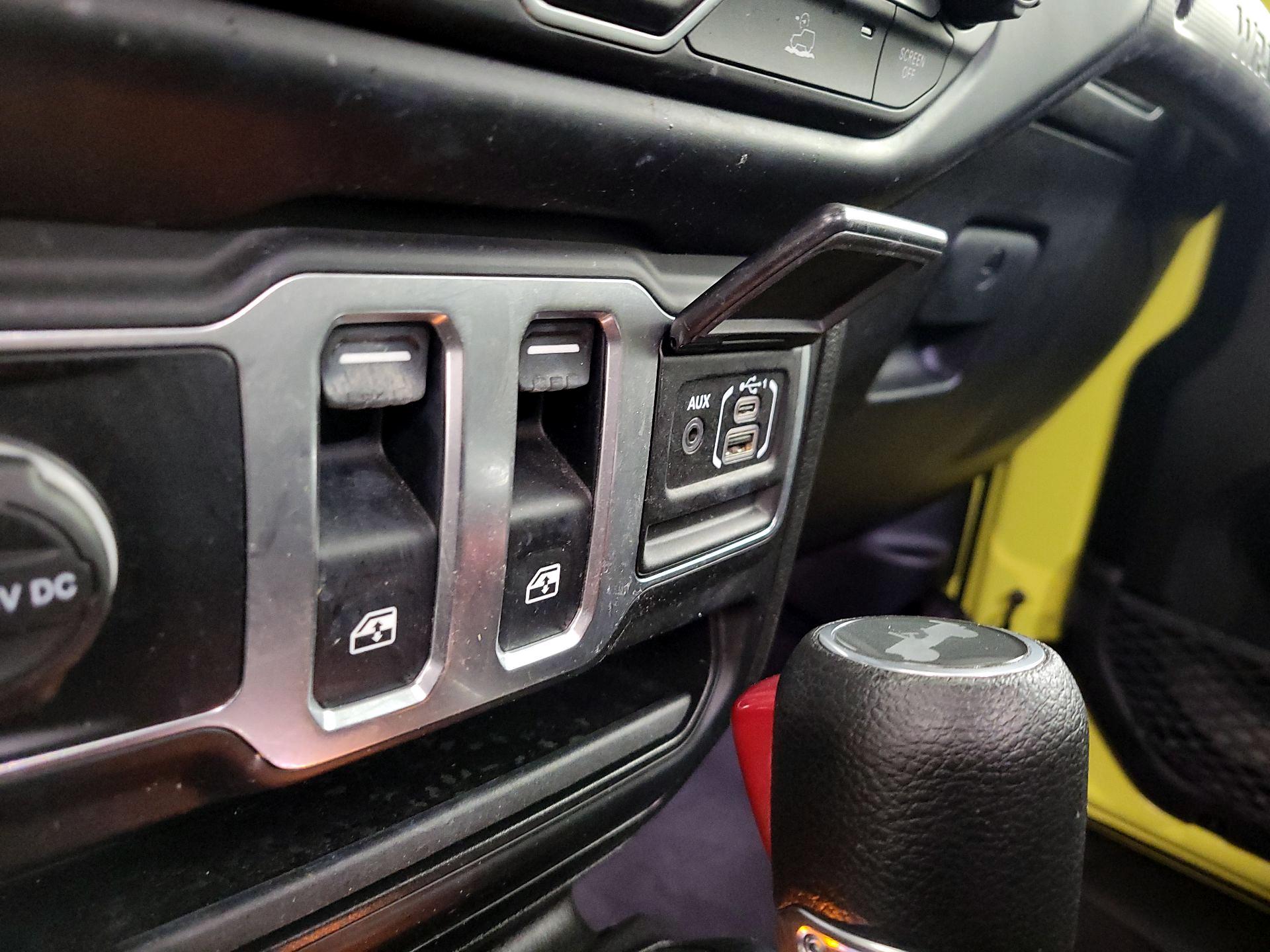 Thumbnail: 2023 Jeep Wrangler - 16