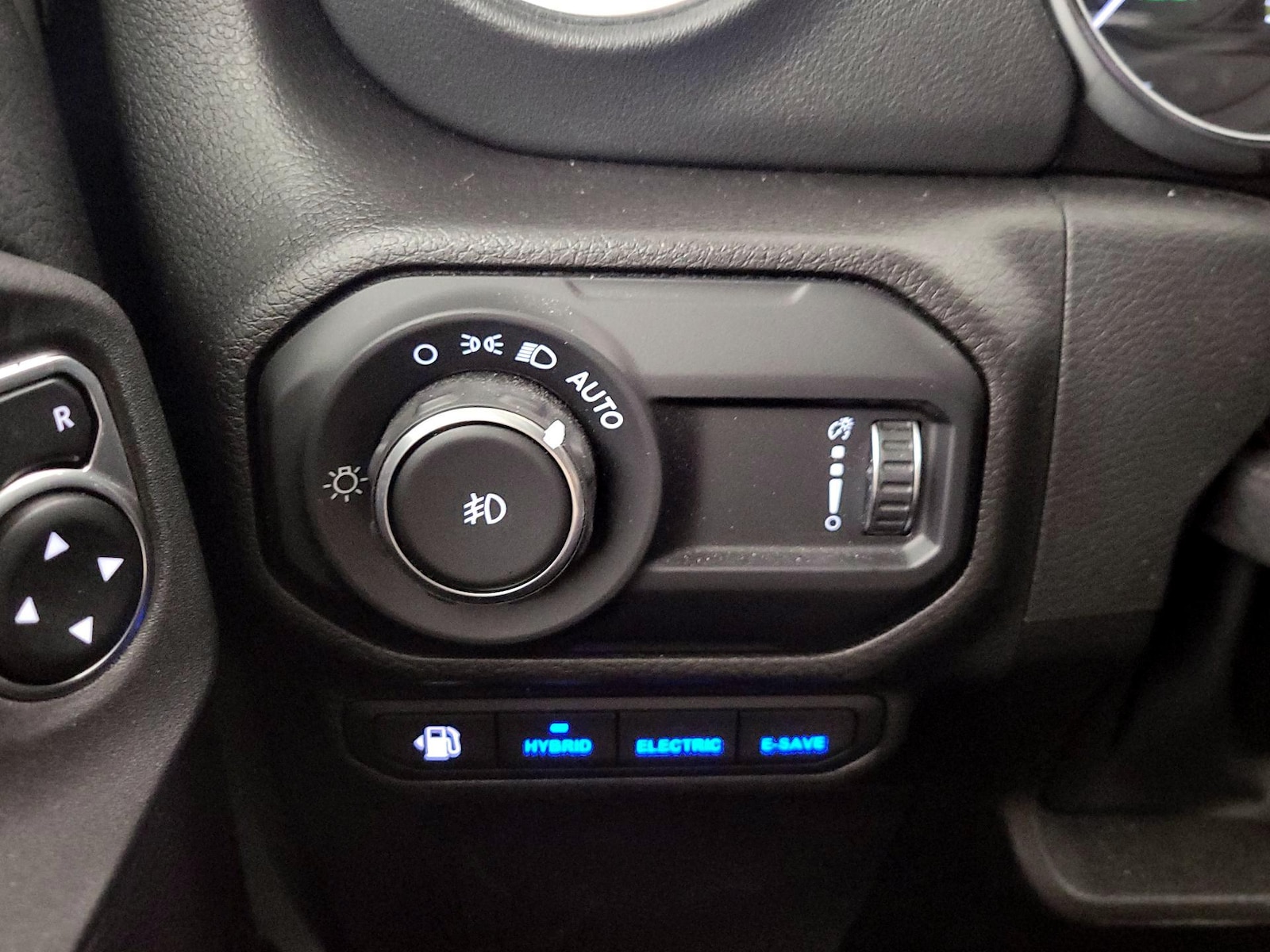 2023 Jeep Wrangler 4xe Sahara 4XE - Photo 14