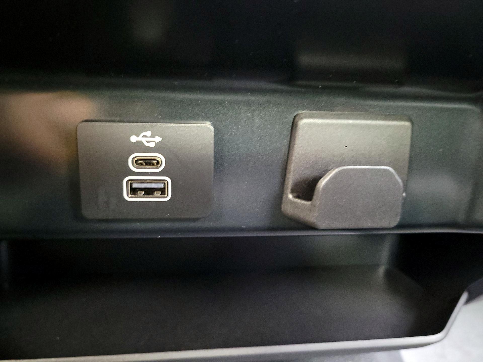 Thumbnail: 2025 Ford F-150 - 18