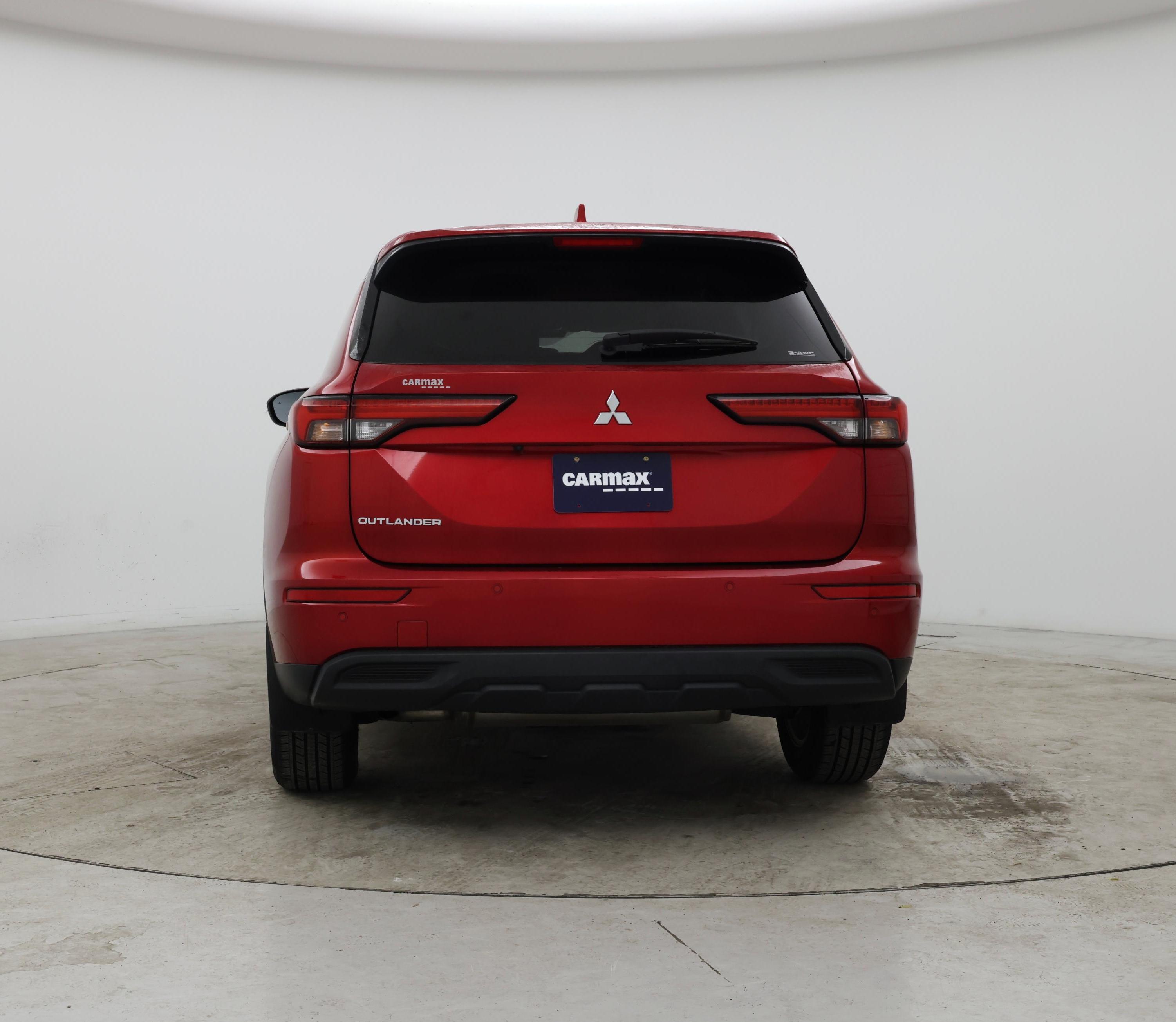 Thumbnail: 2022 Mitsubishi Outlander - 6