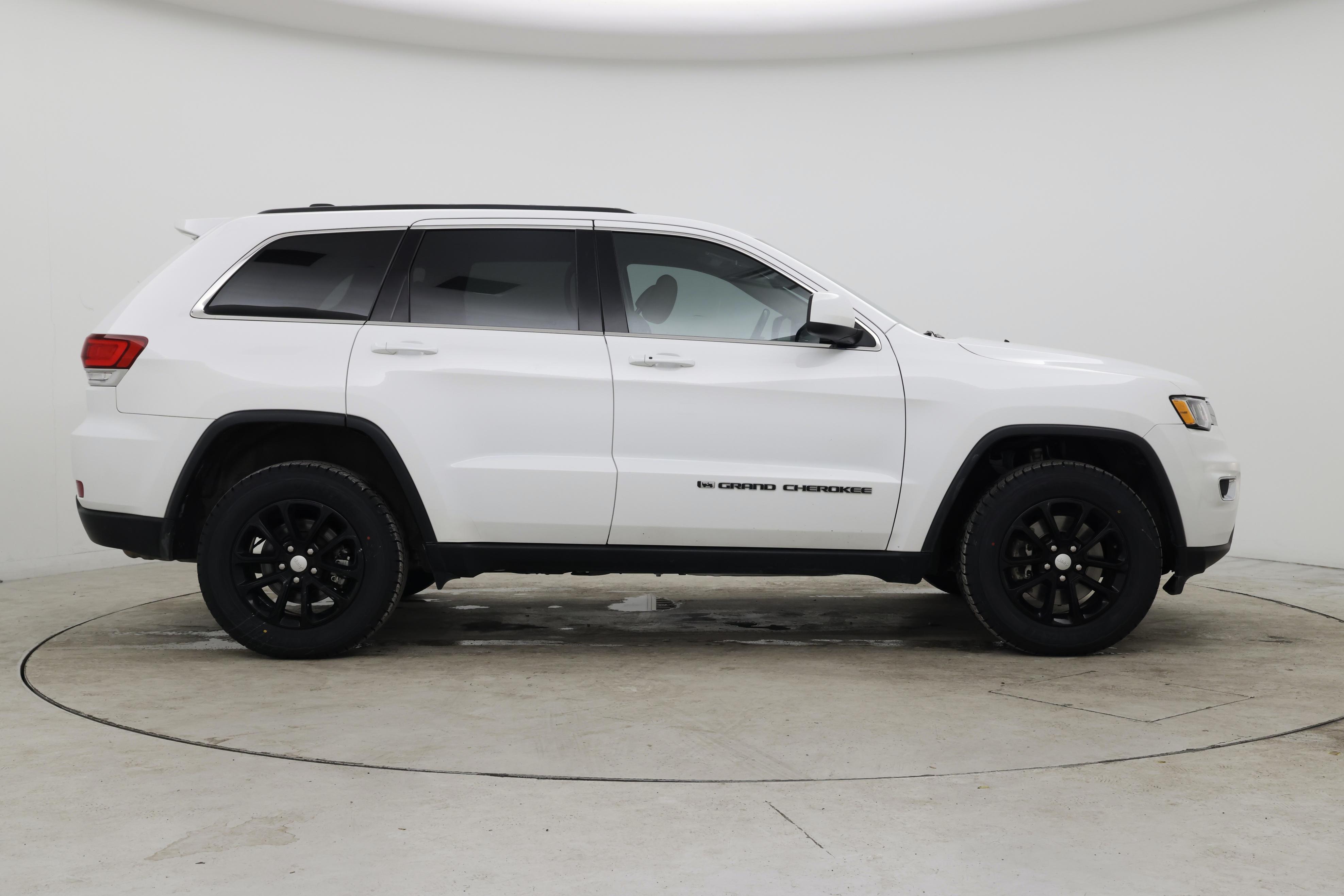 Thumbnail: 2022 Jeep Grand Cherokee - 7