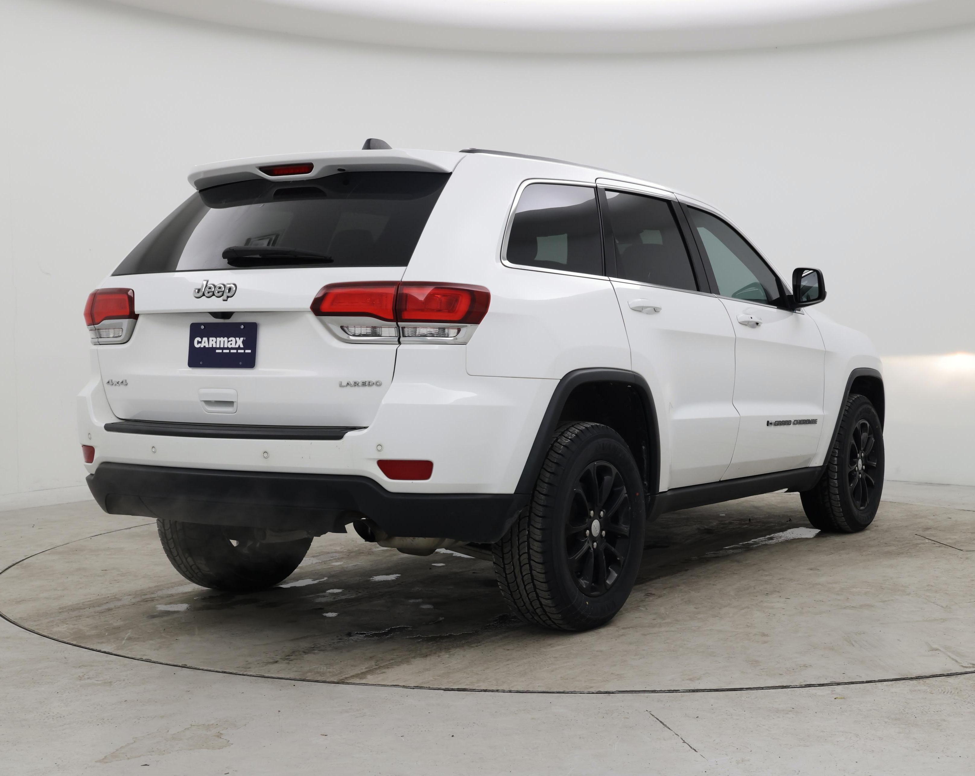 Thumbnail: 2022 Jeep Grand Cherokee - 8