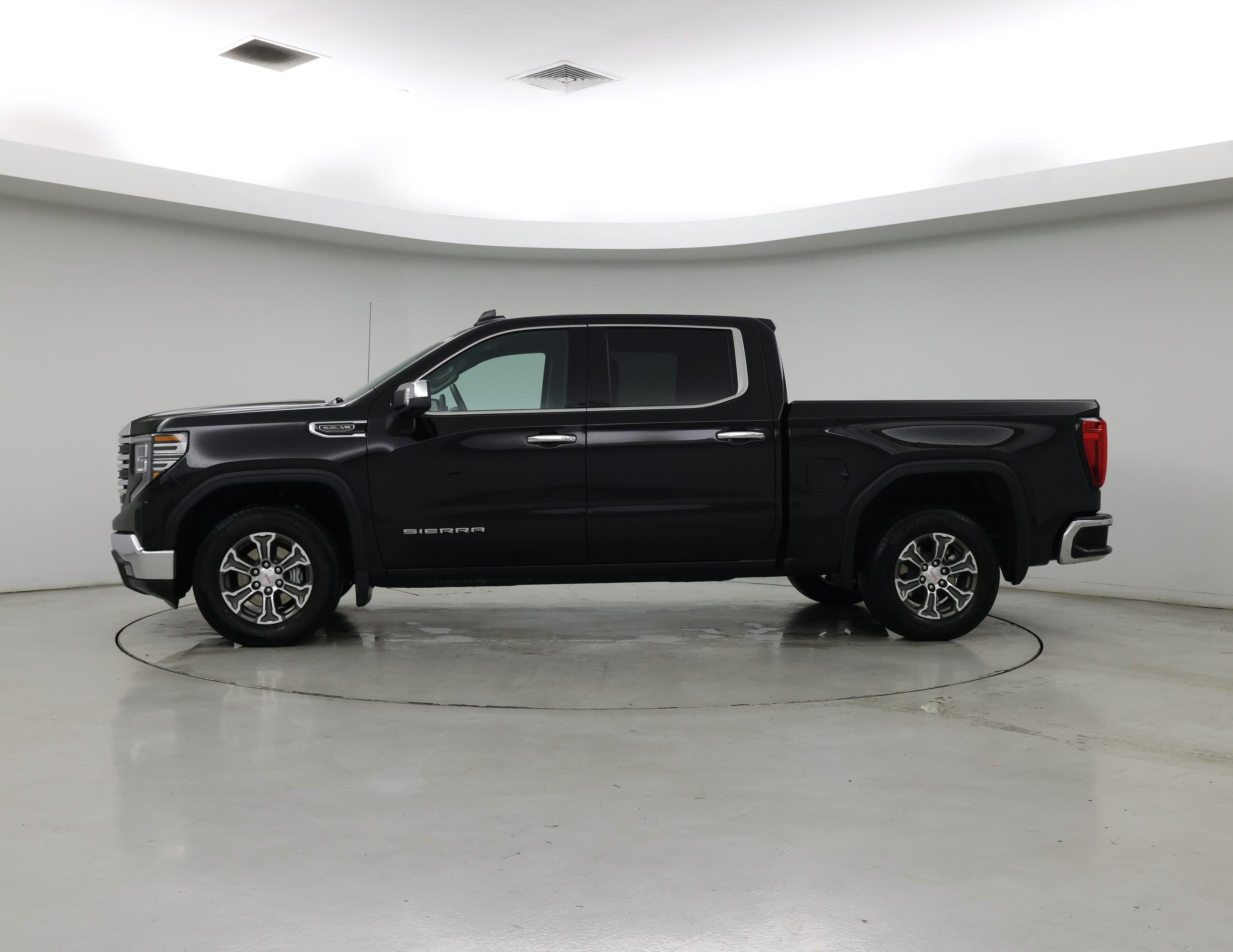 Thumbnail: 2025 GMC Sierra 1500 - 3