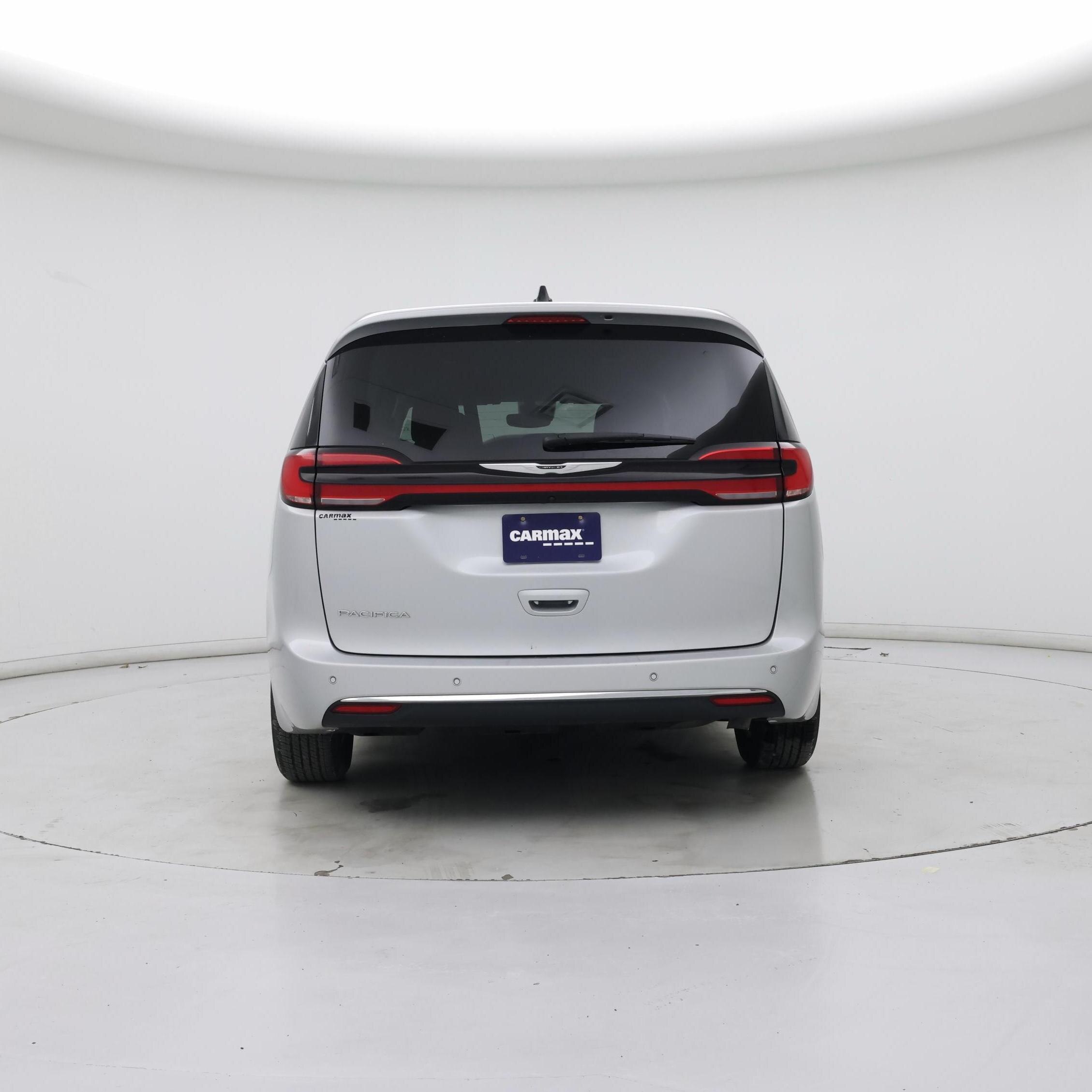 Thumbnail: 2024 Chrysler Pacifica - 6