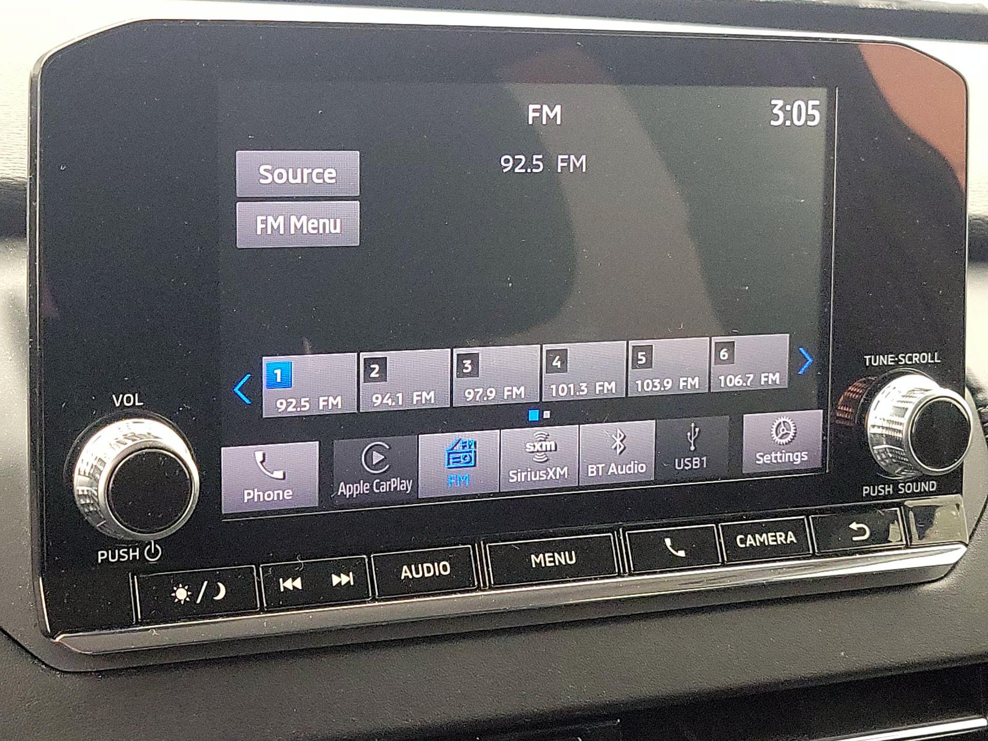 Thumbnail: 2022 Mitsubishi Outlander - 15