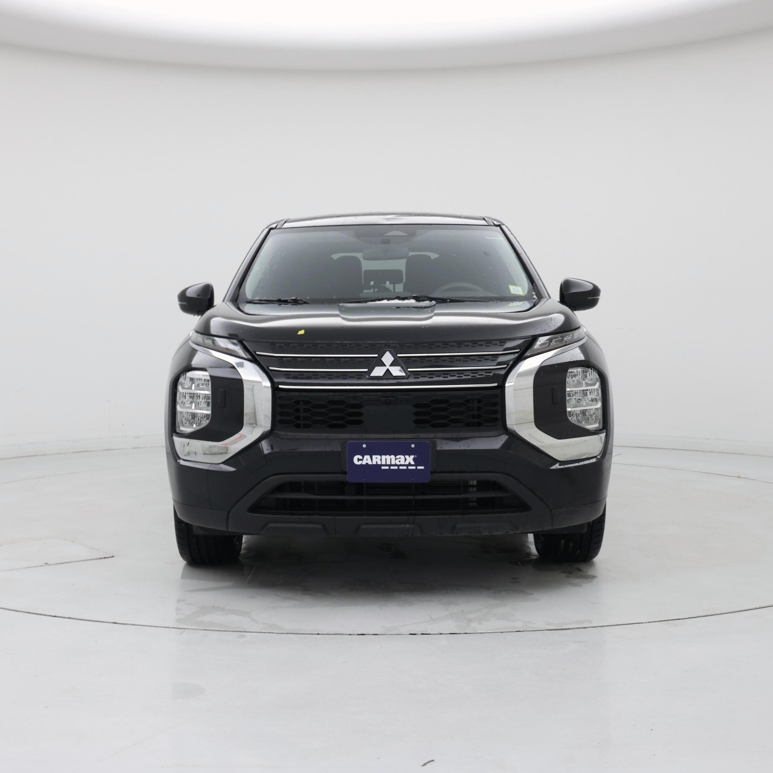 Thumbnail: 2022 Mitsubishi Outlander - 5