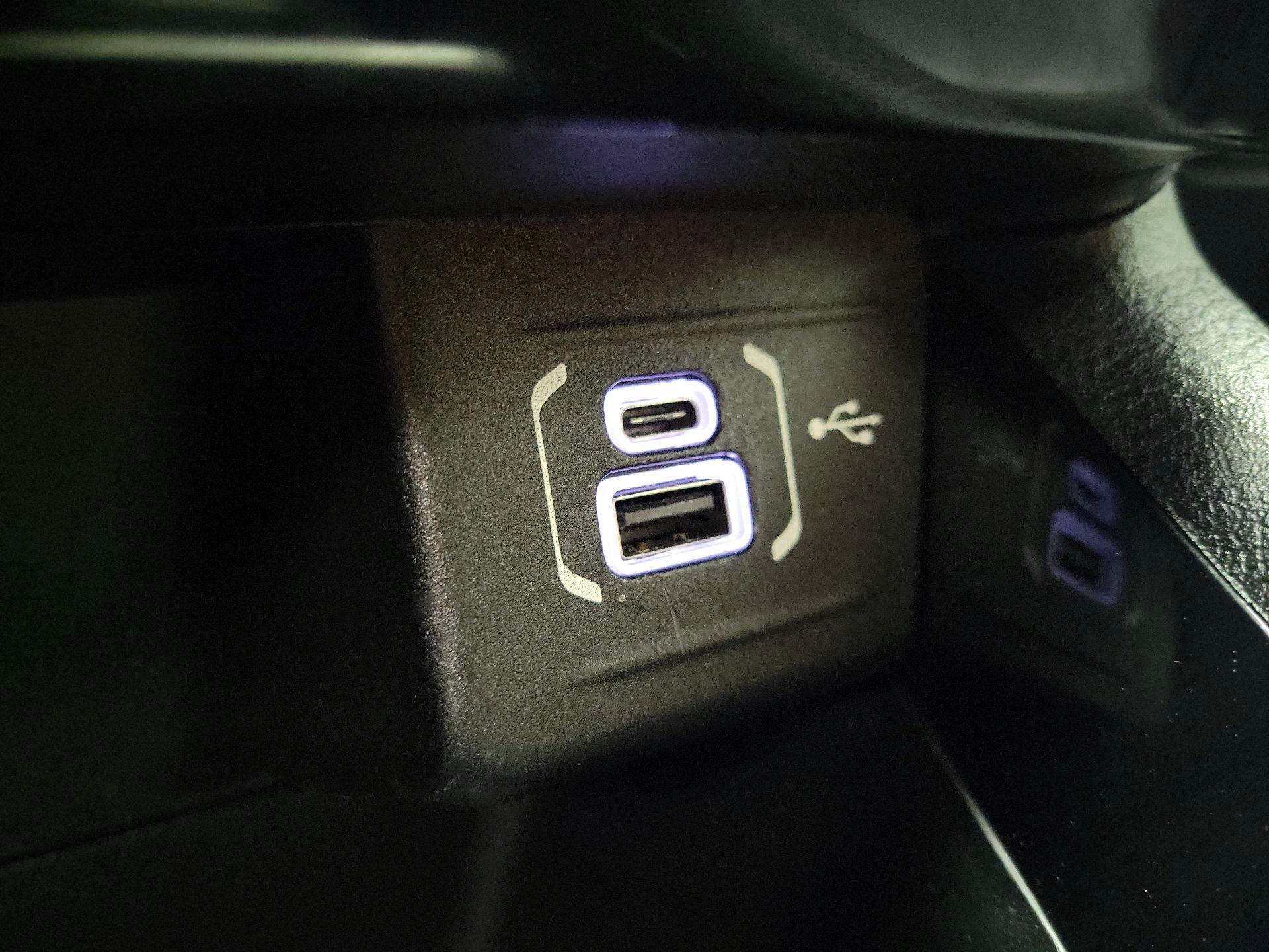 Thumbnail: 2022 Jeep Compass - 18