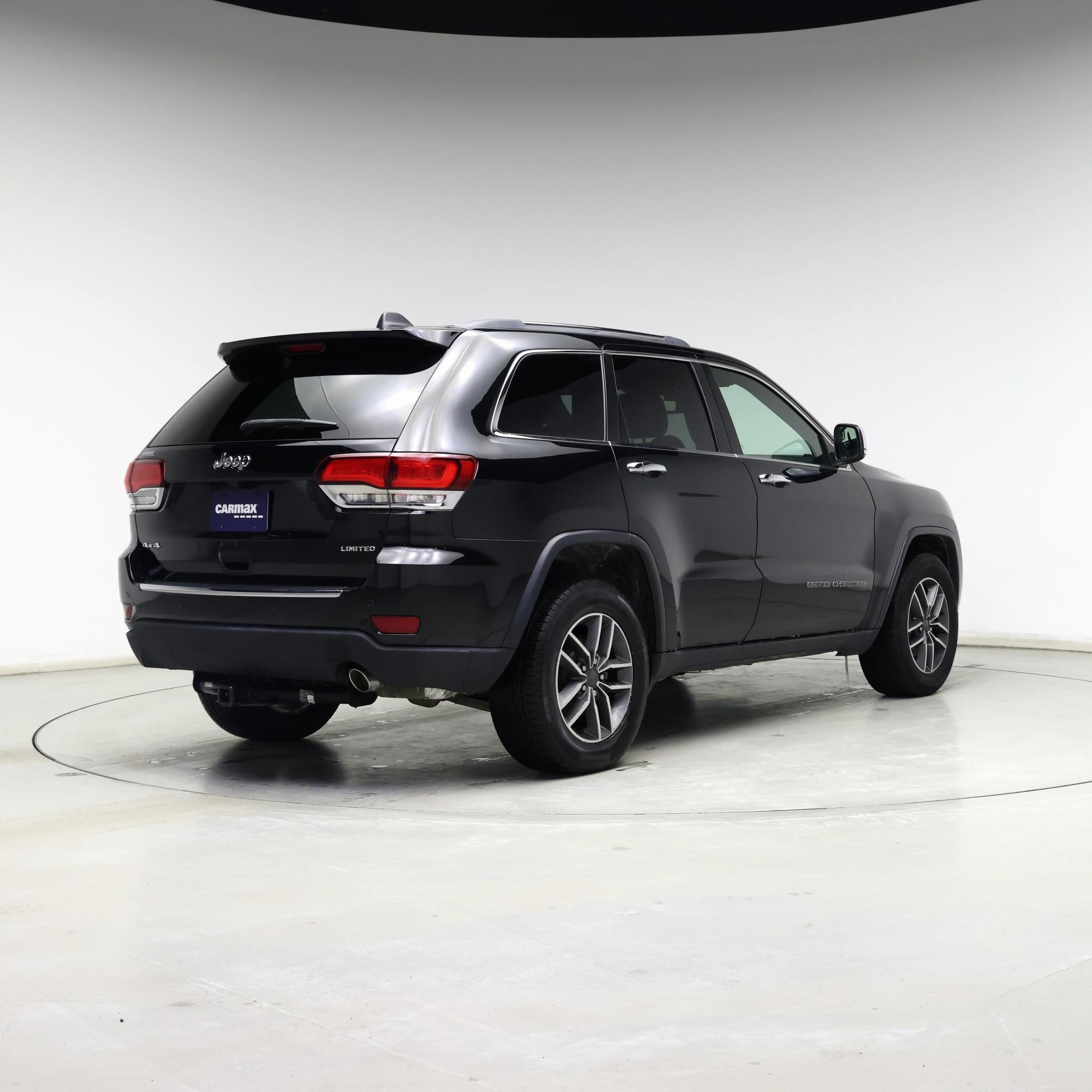 Thumbnail: 2020 Jeep Grand Cherokee - 8