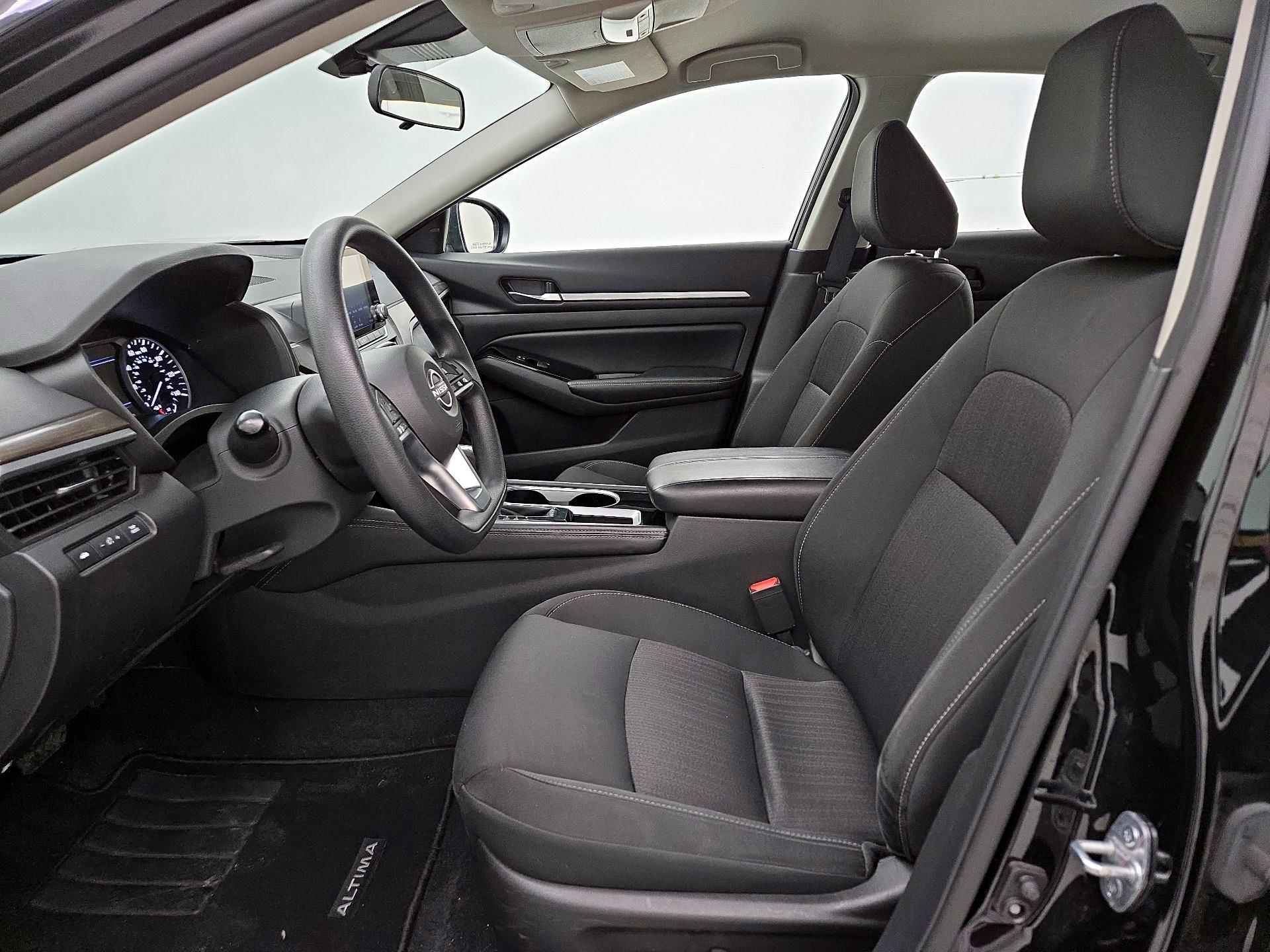 Thumbnail: 2023 Nissan Altima - 11