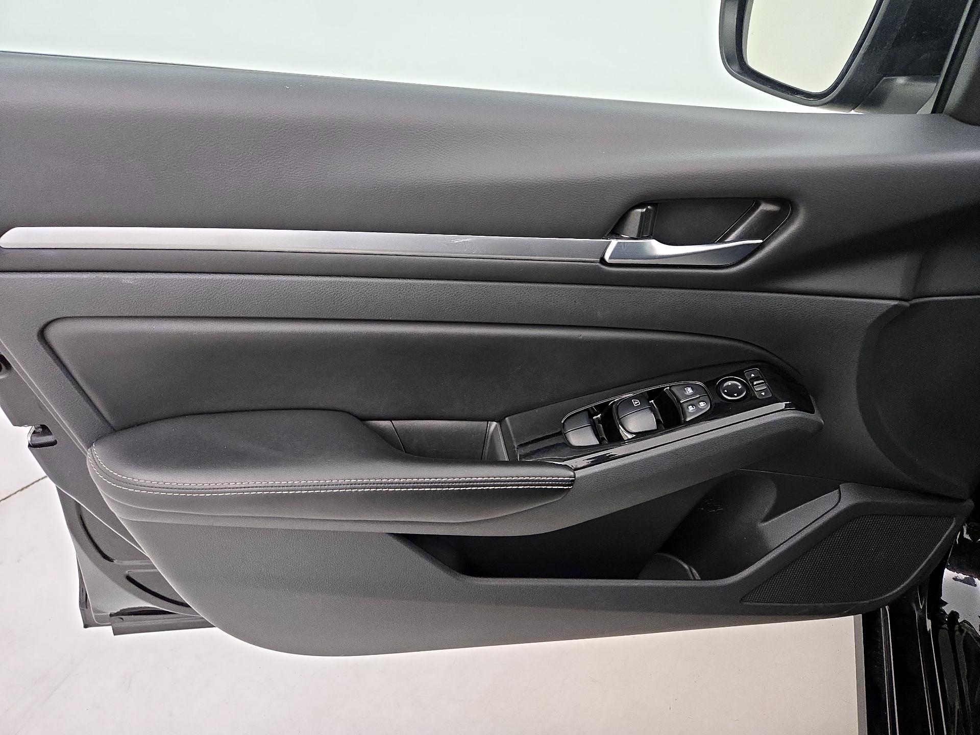 Thumbnail: 2023 Nissan Altima - 12